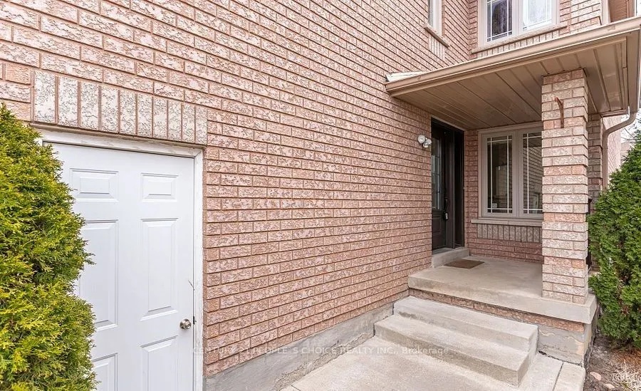 3744 Althorpe Circle