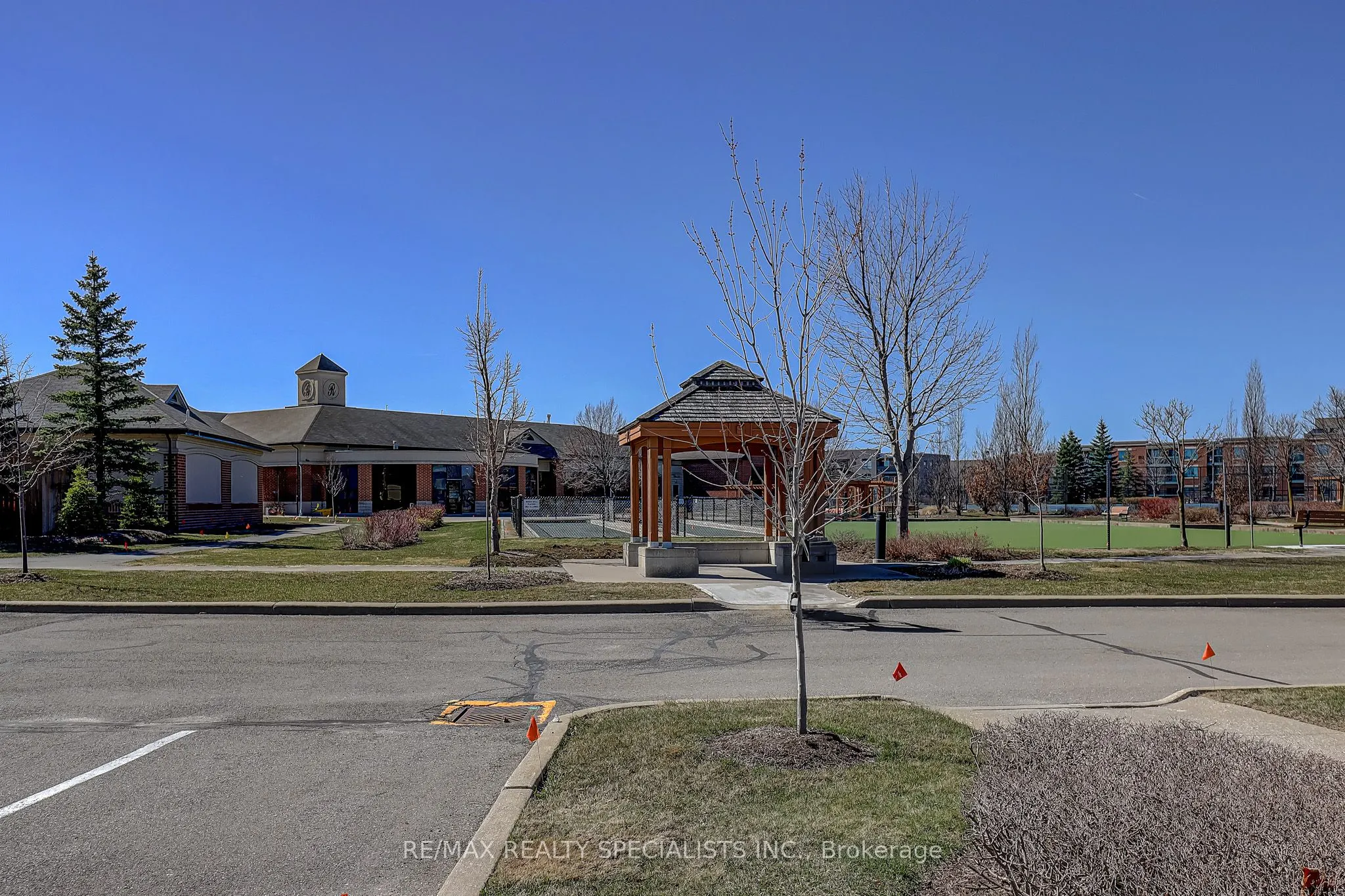 55 Via Rosedale, #201