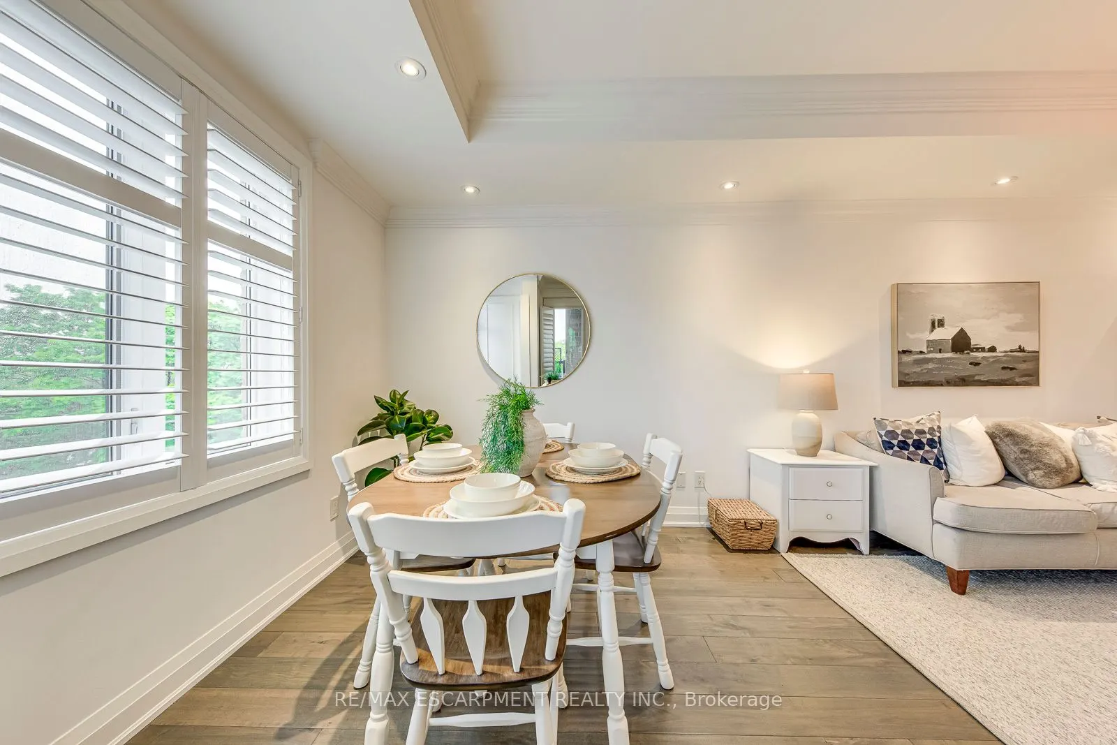 70 Stewart Street, #401