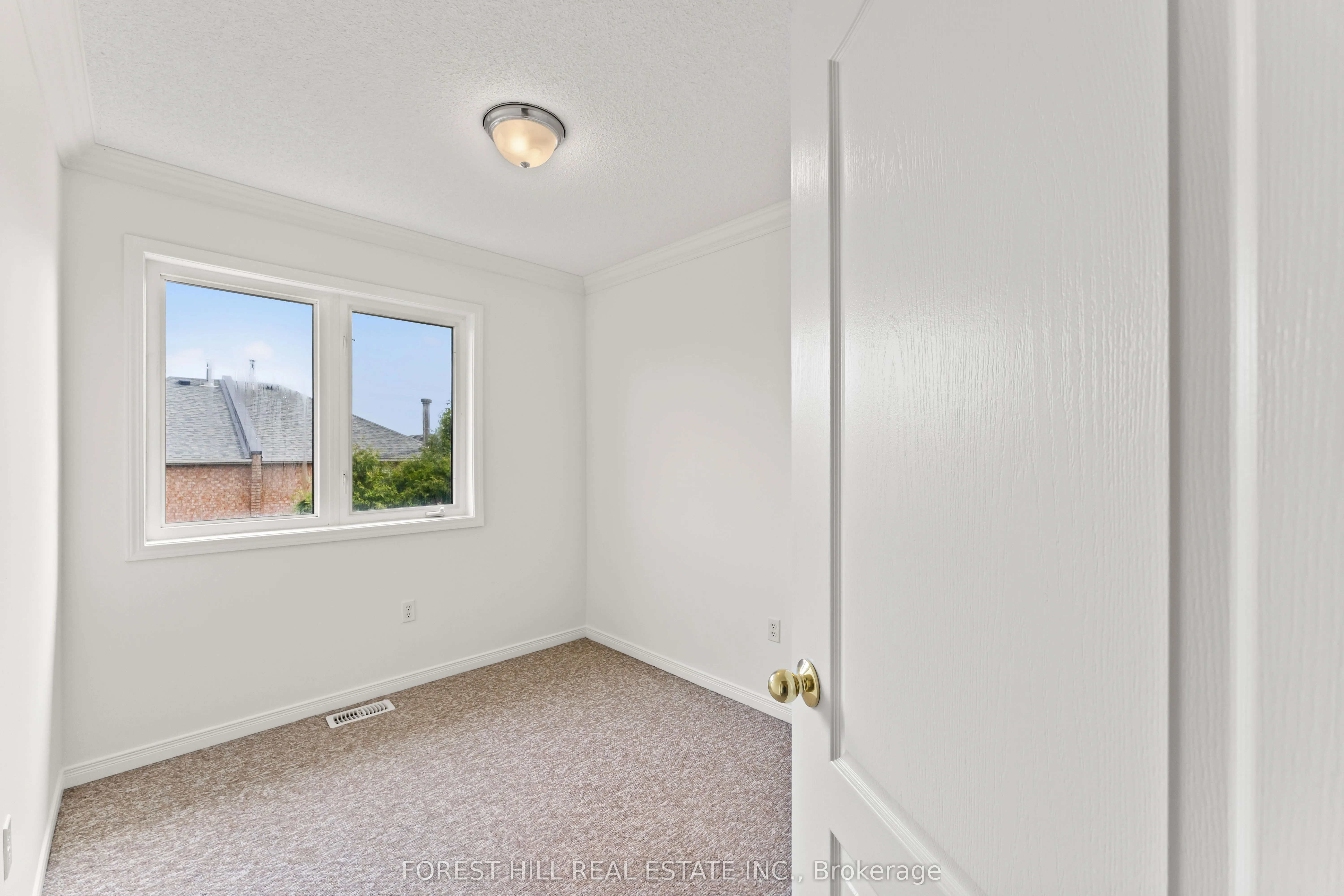 5817 Tiz Road