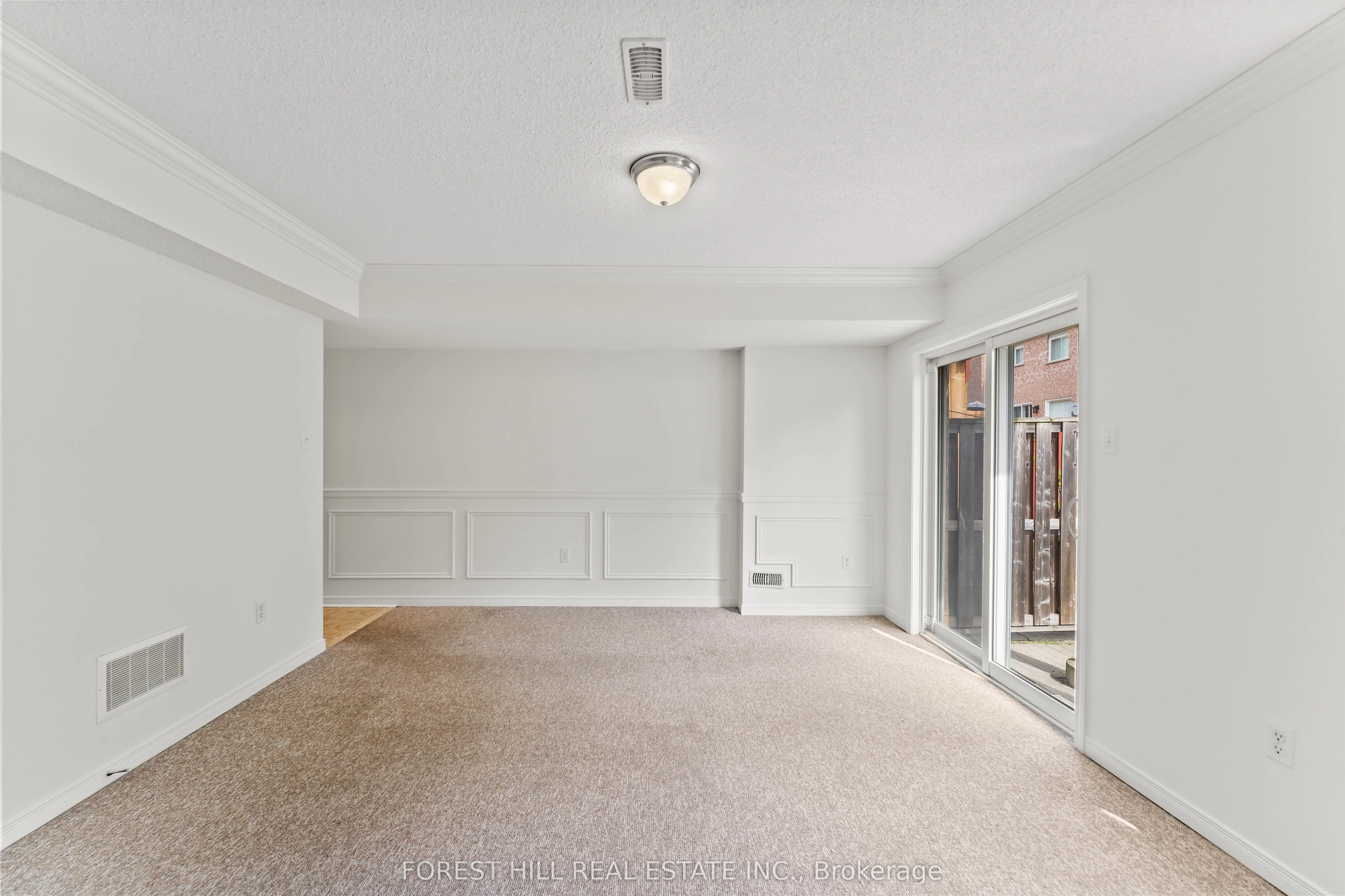 5817 Tiz Road
