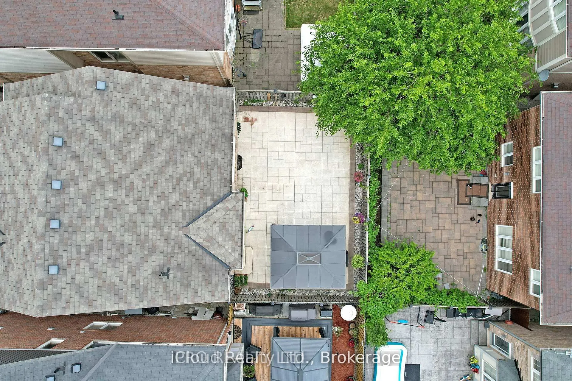 861 Whaley Way