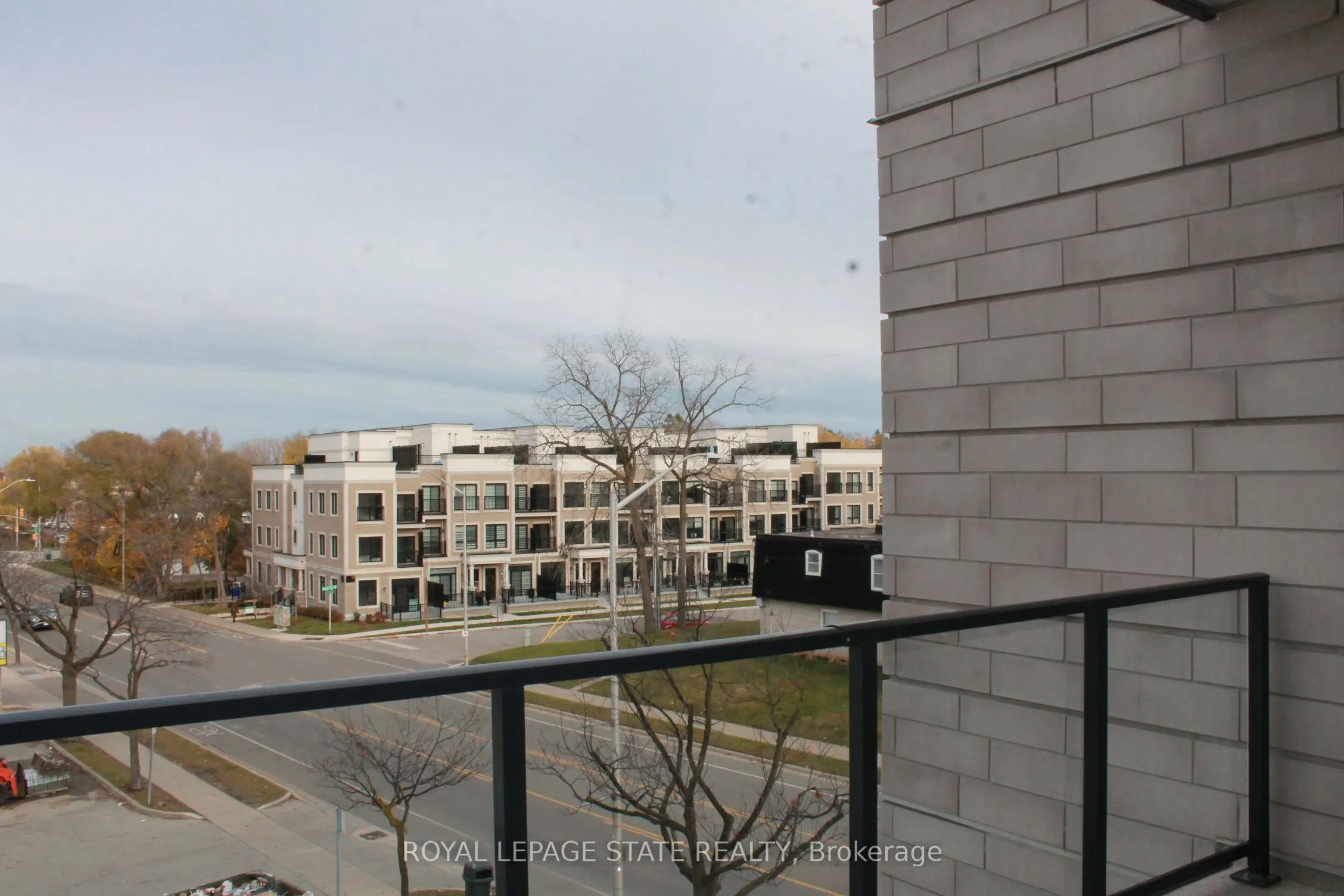 123 Maurice Drive, #315