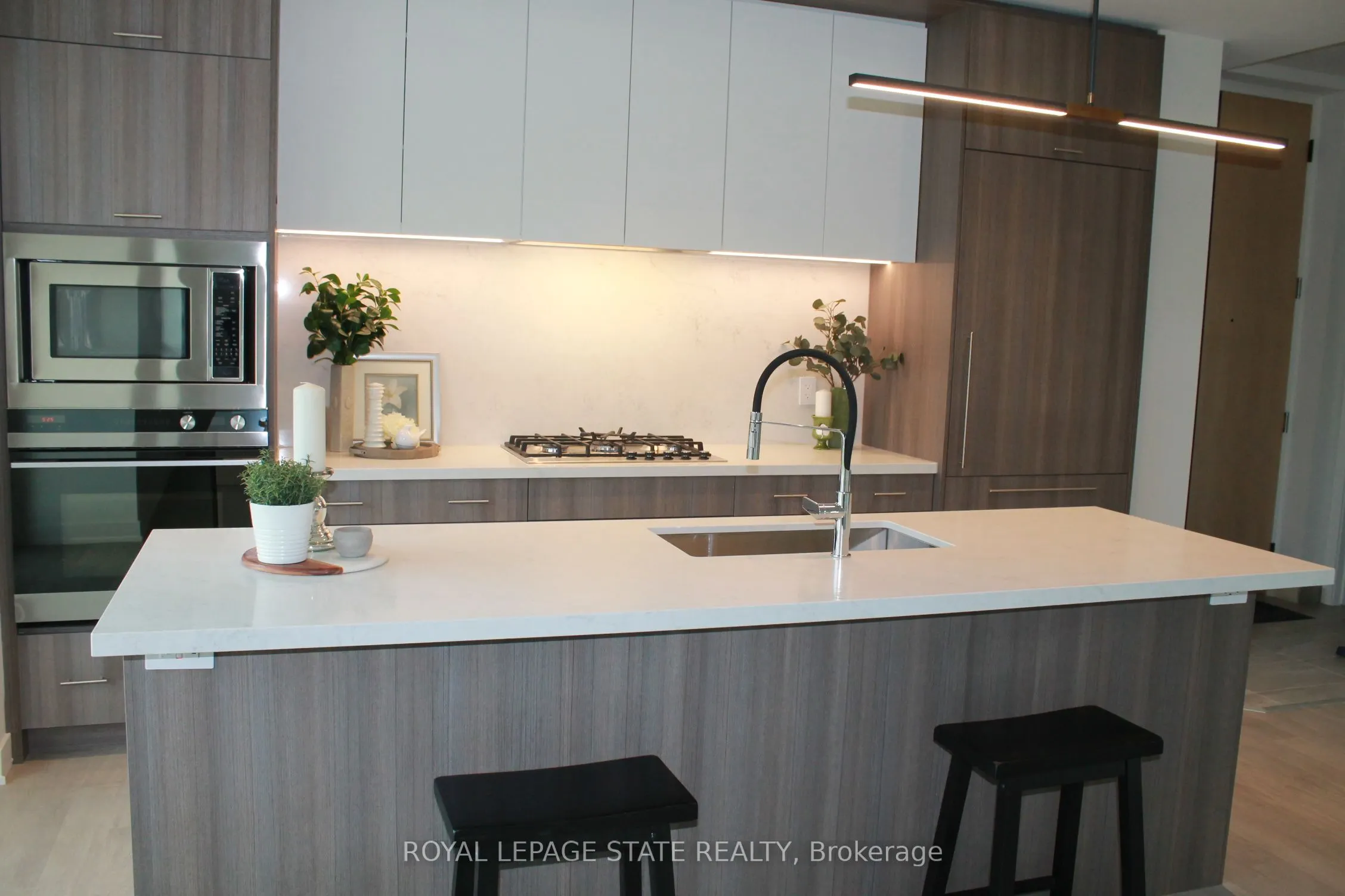 123 Maurice Drive, #315