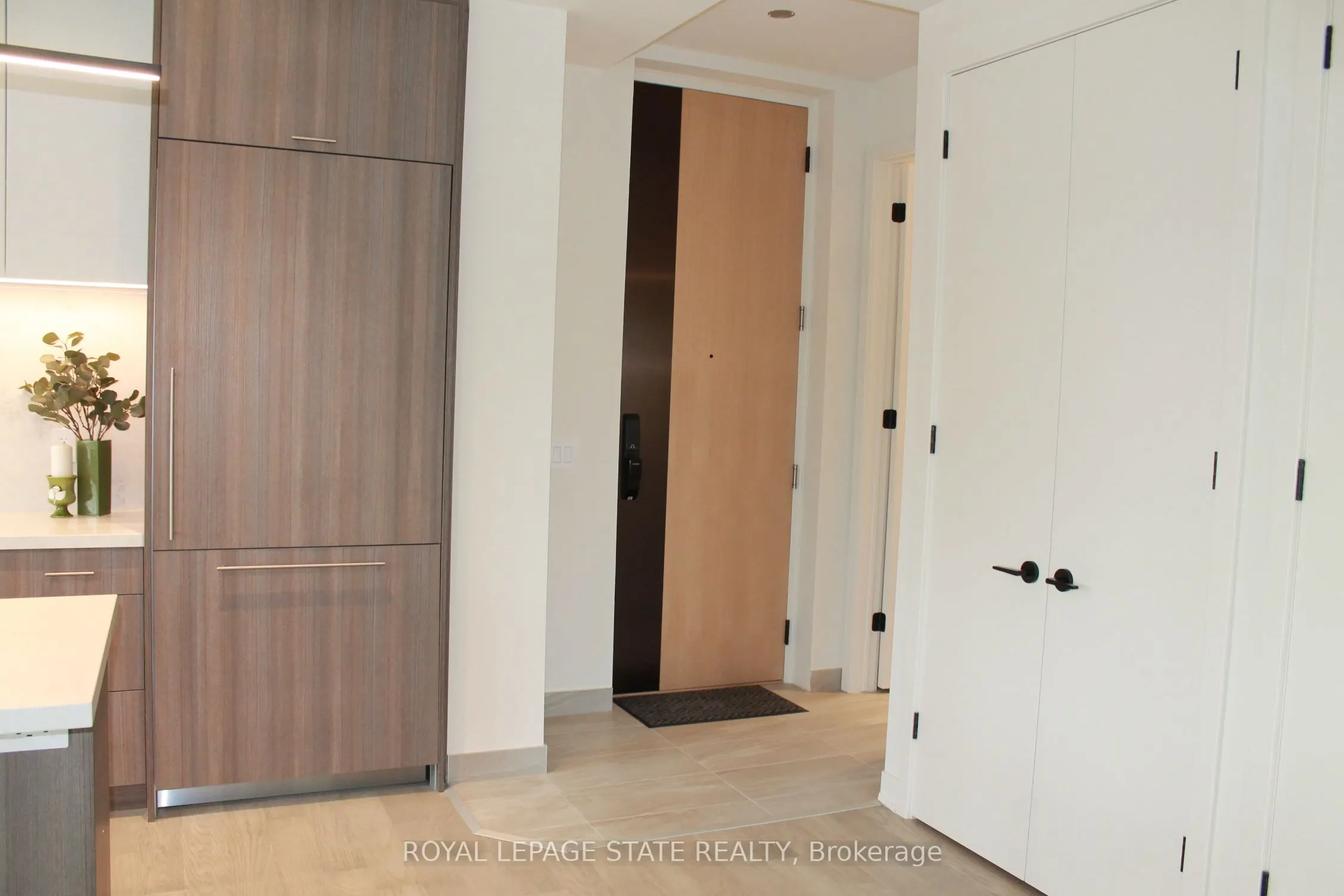 123 Maurice Drive, #315