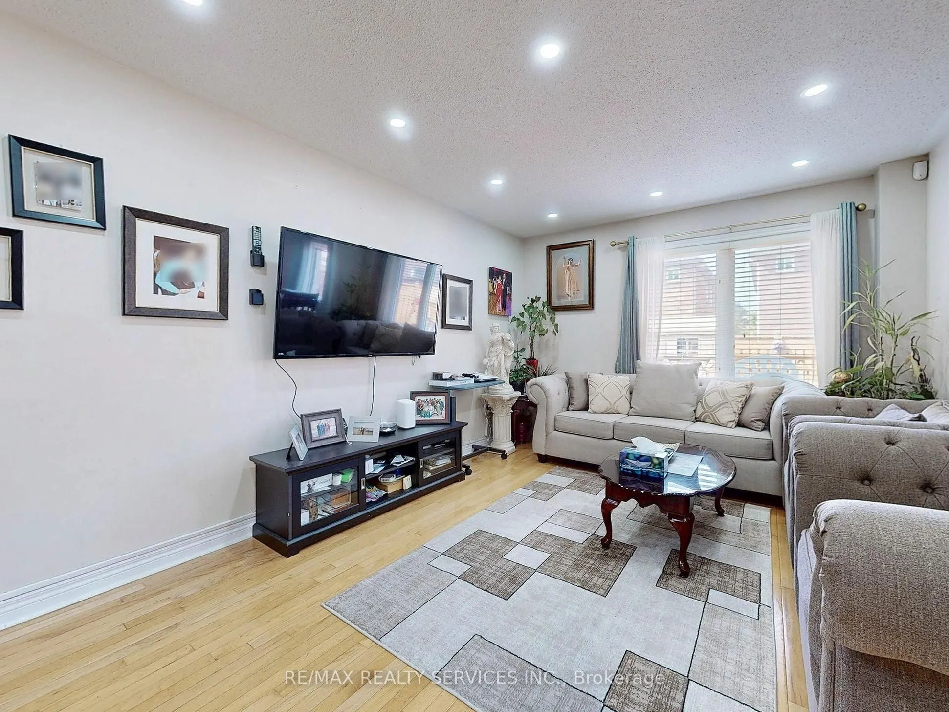 98 Sewells Lane