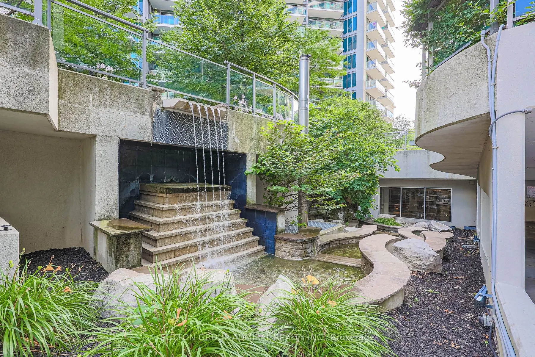 2121 Lake Shore Boulevard W, #2101