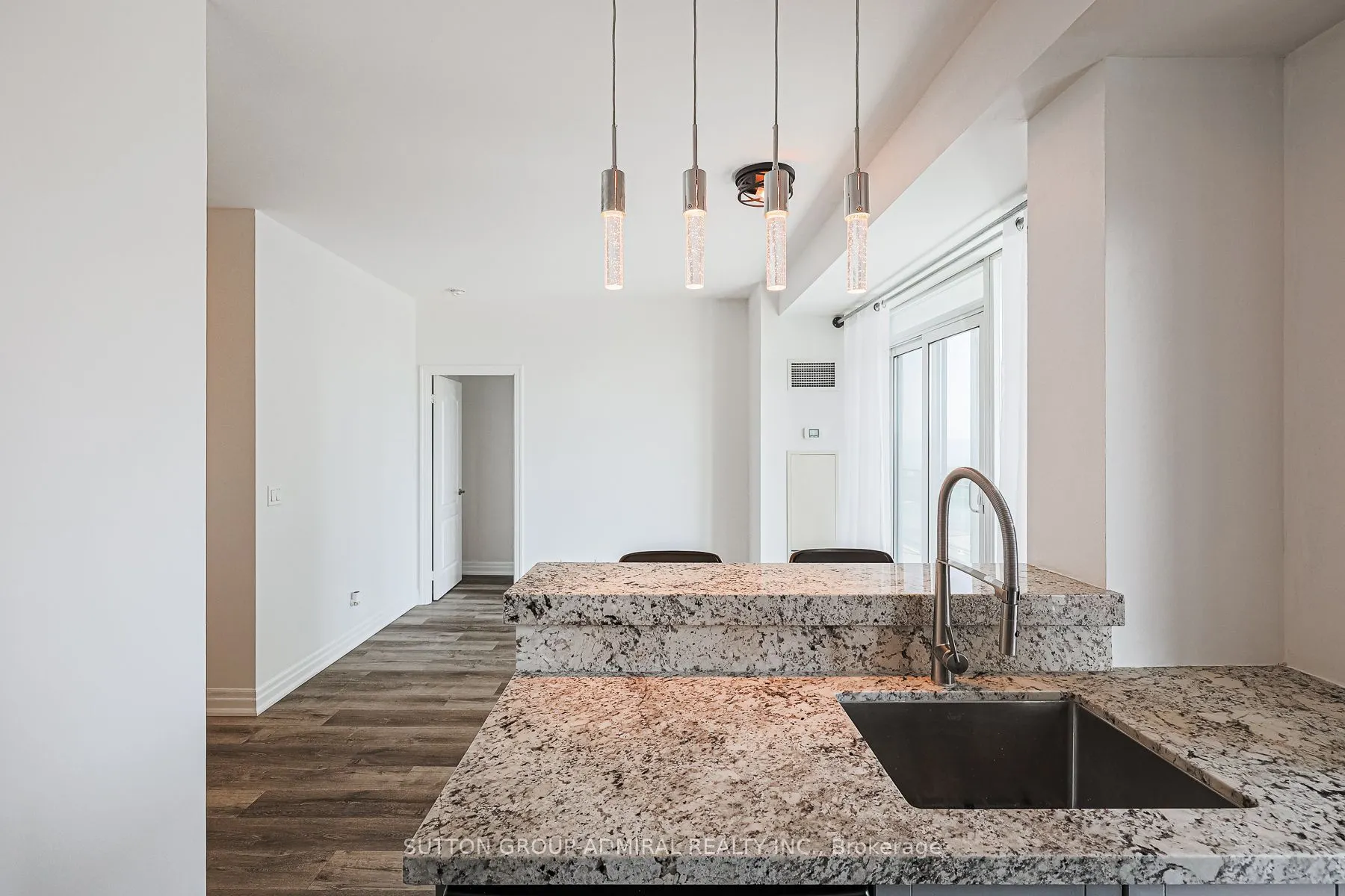 2121 Lake Shore Boulevard W, #2101