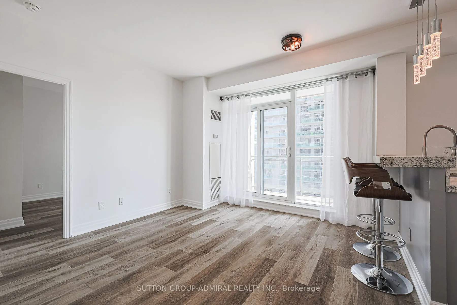 2121 Lake Shore Boulevard W, #2101