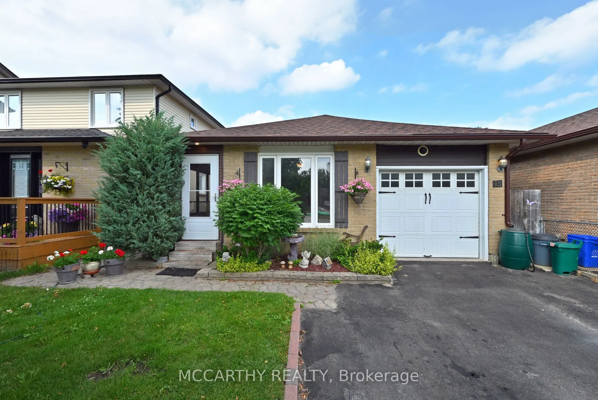15 Andrew Avenue