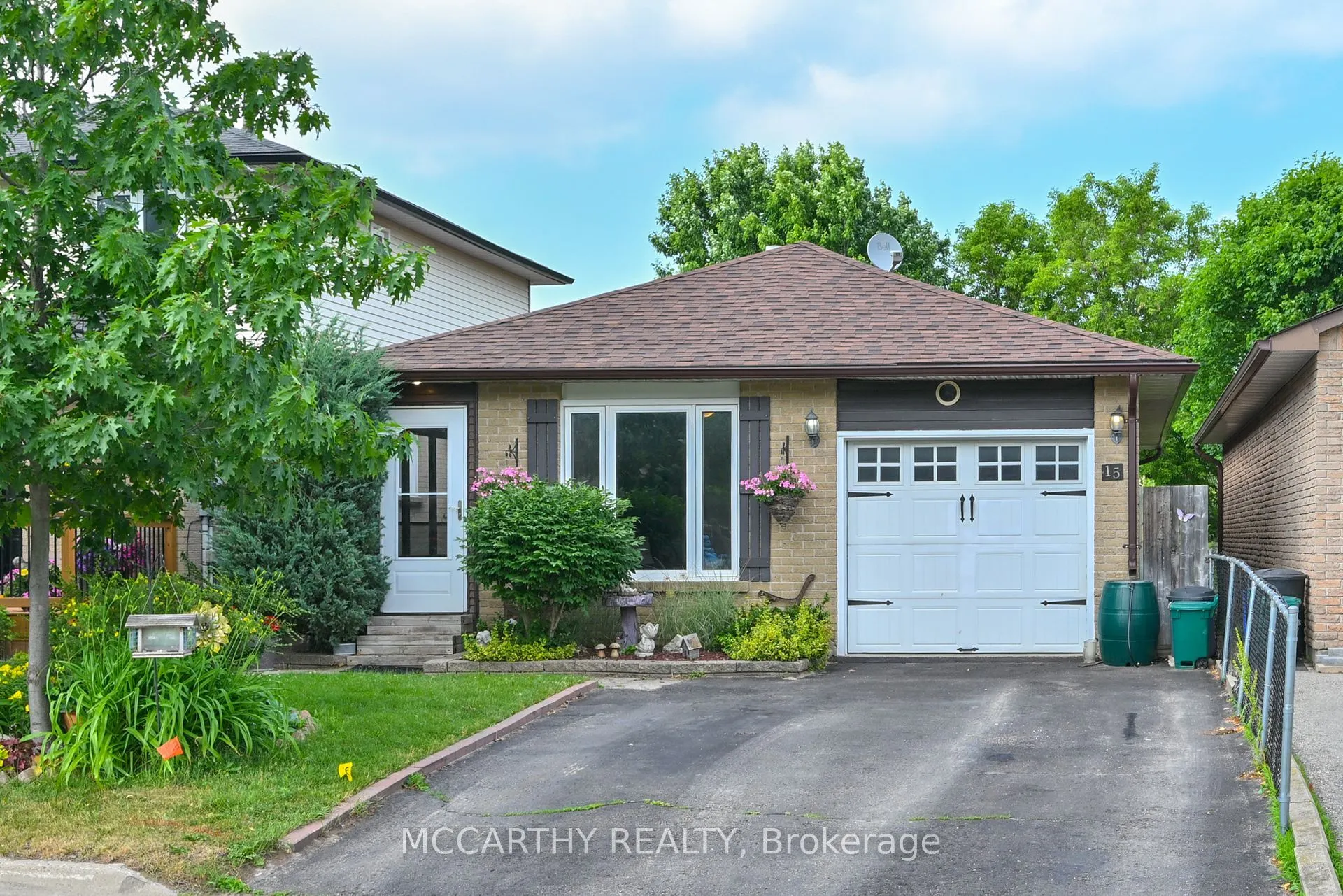 15 Andrew Avenue