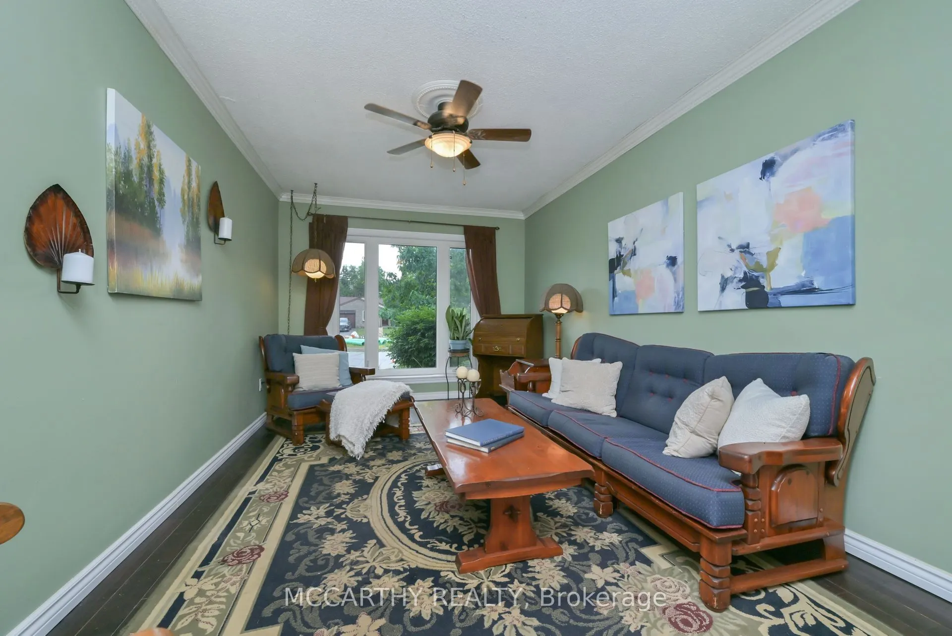 15 Andrew Avenue