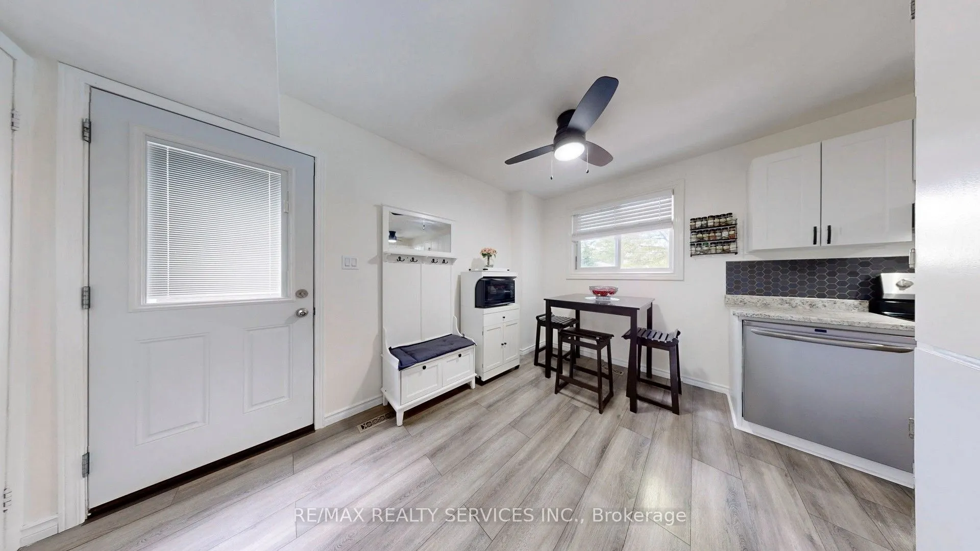 22 Glengrove Court