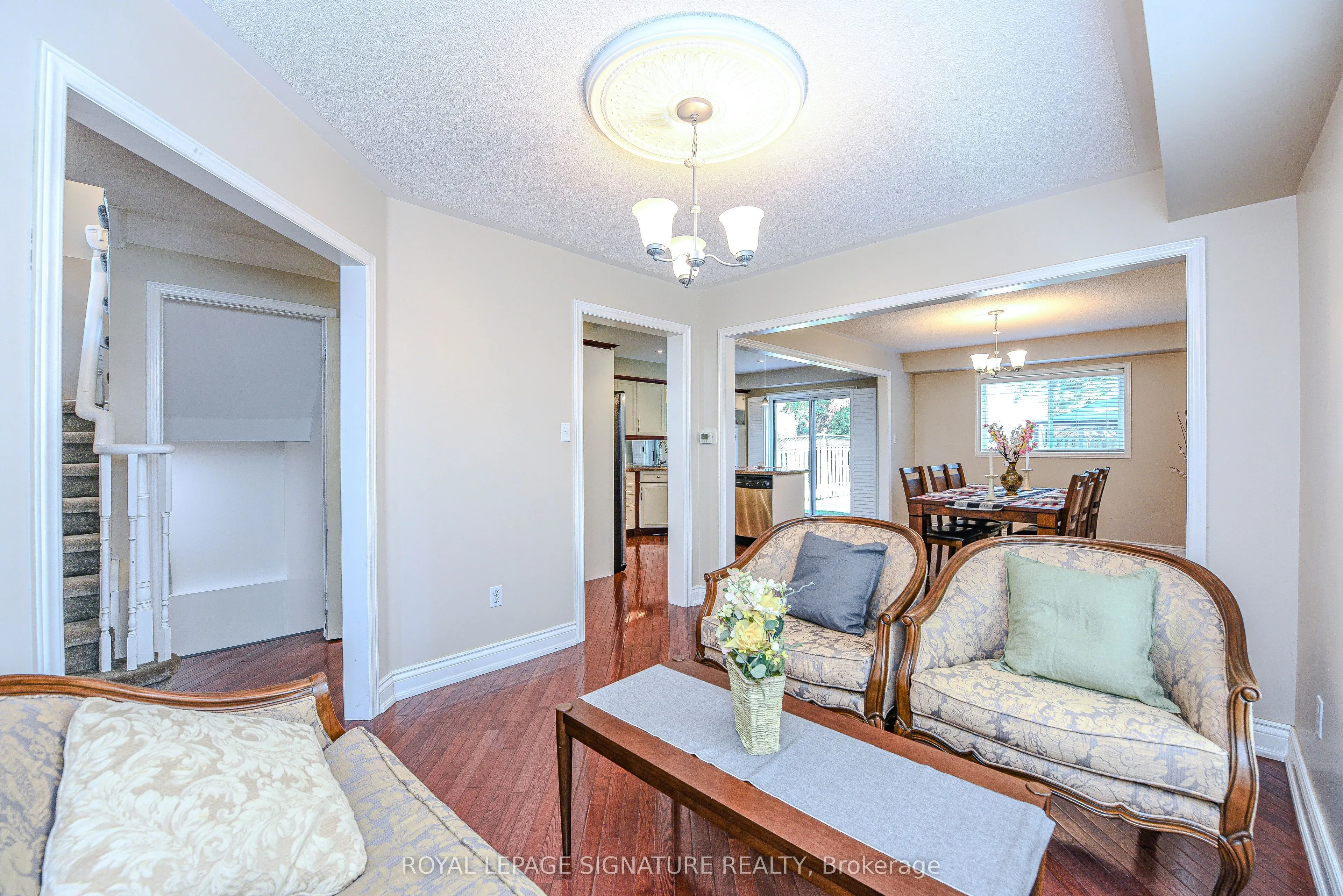 2547 Raglan Court
