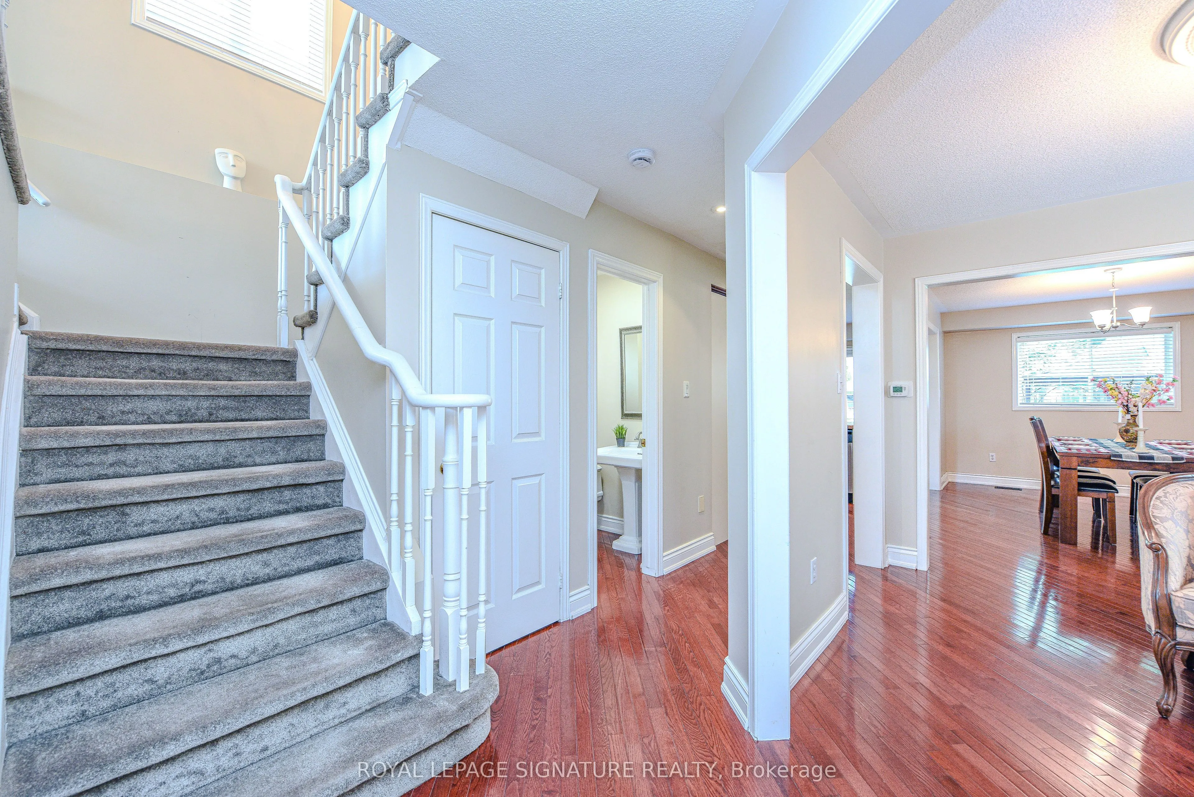 2547 Raglan Court