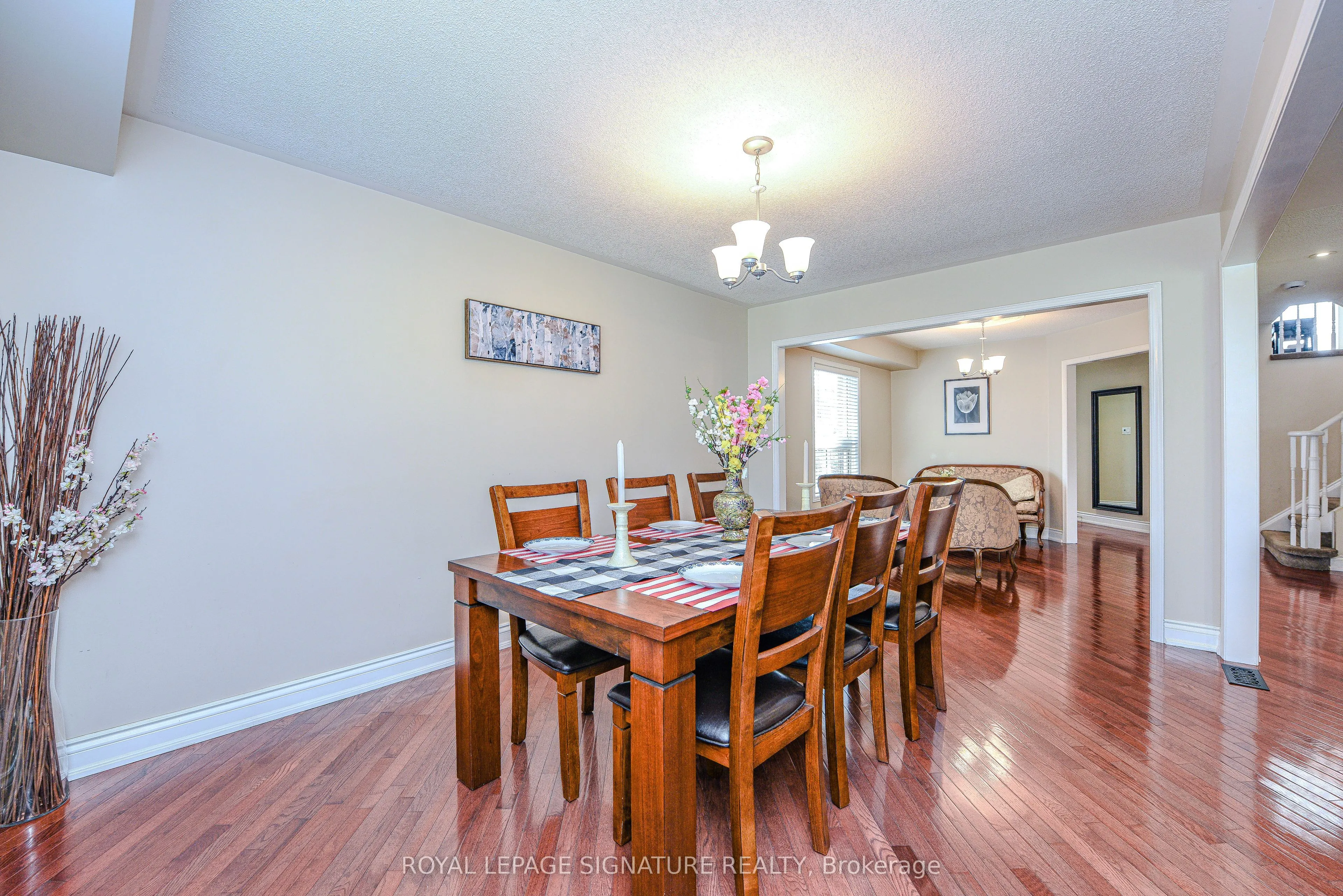 2547 Raglan Court