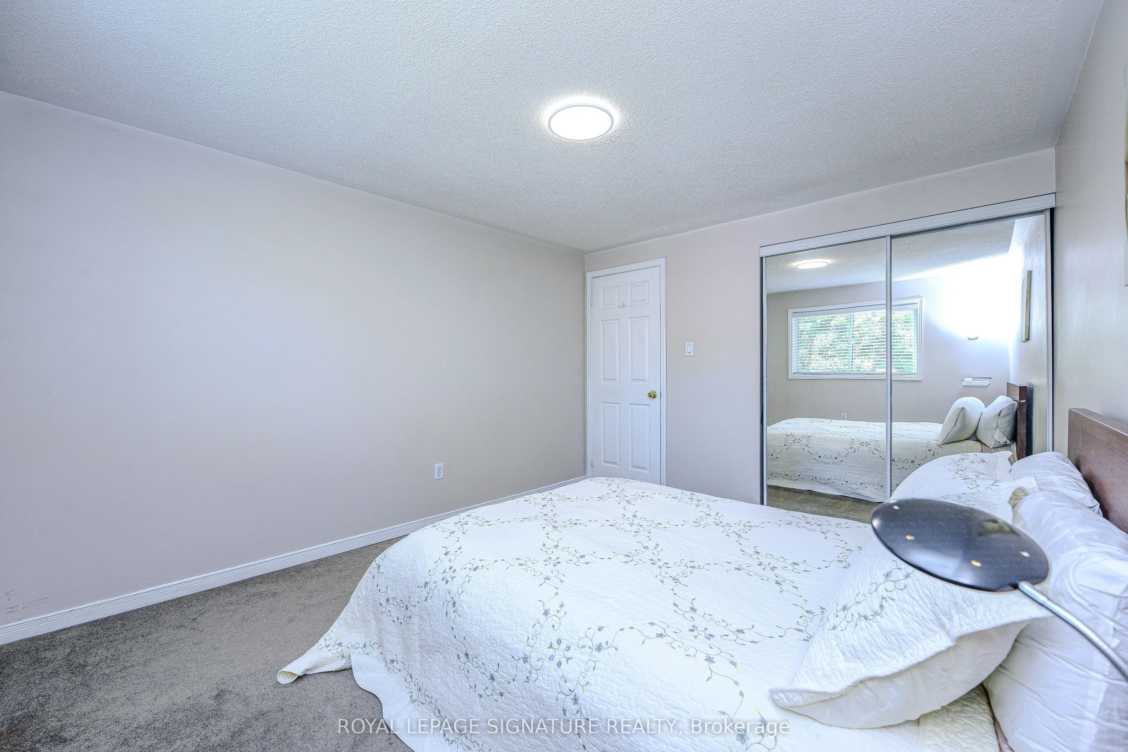 2547 Raglan Court