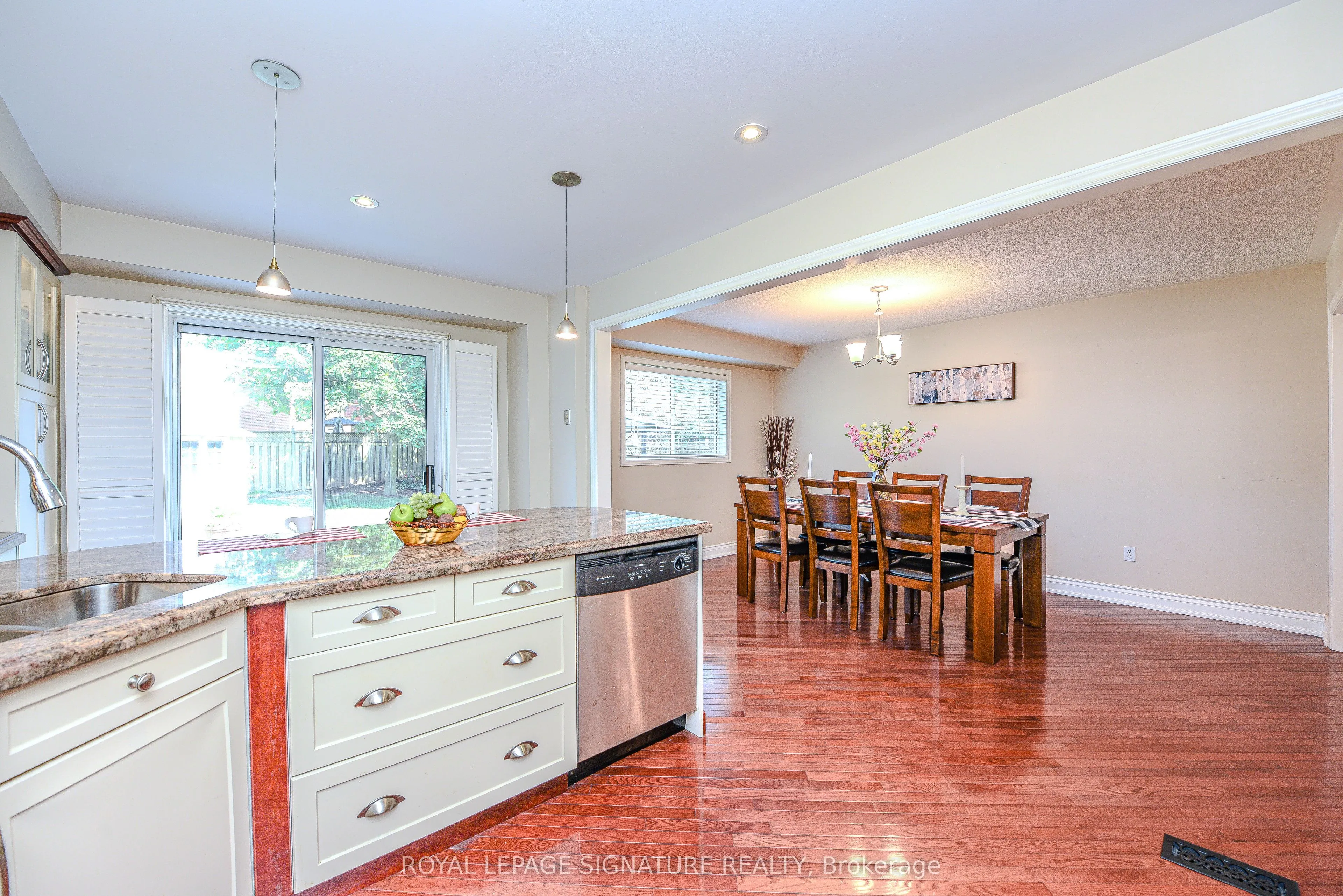 2547 Raglan Court