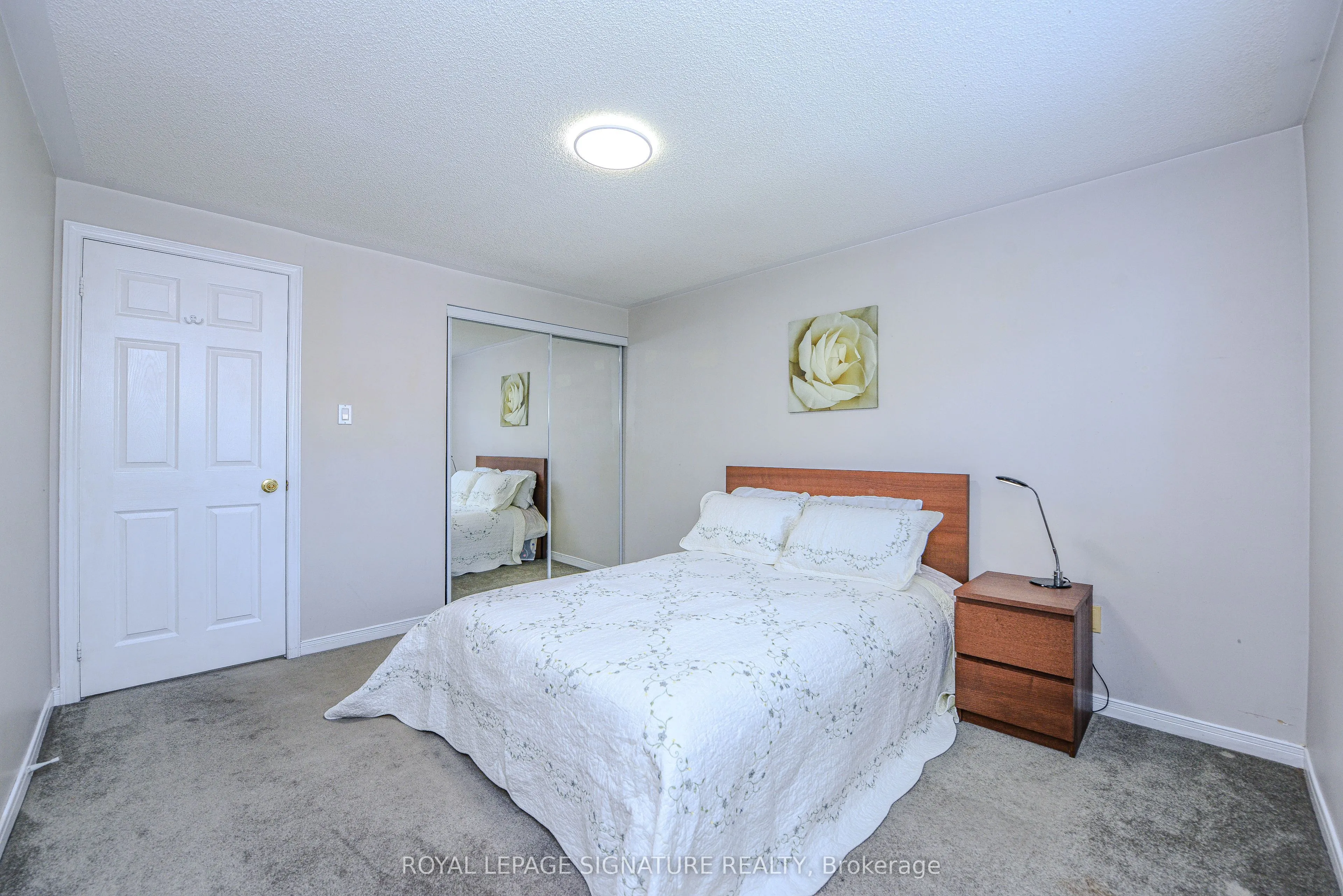 2547 Raglan Court