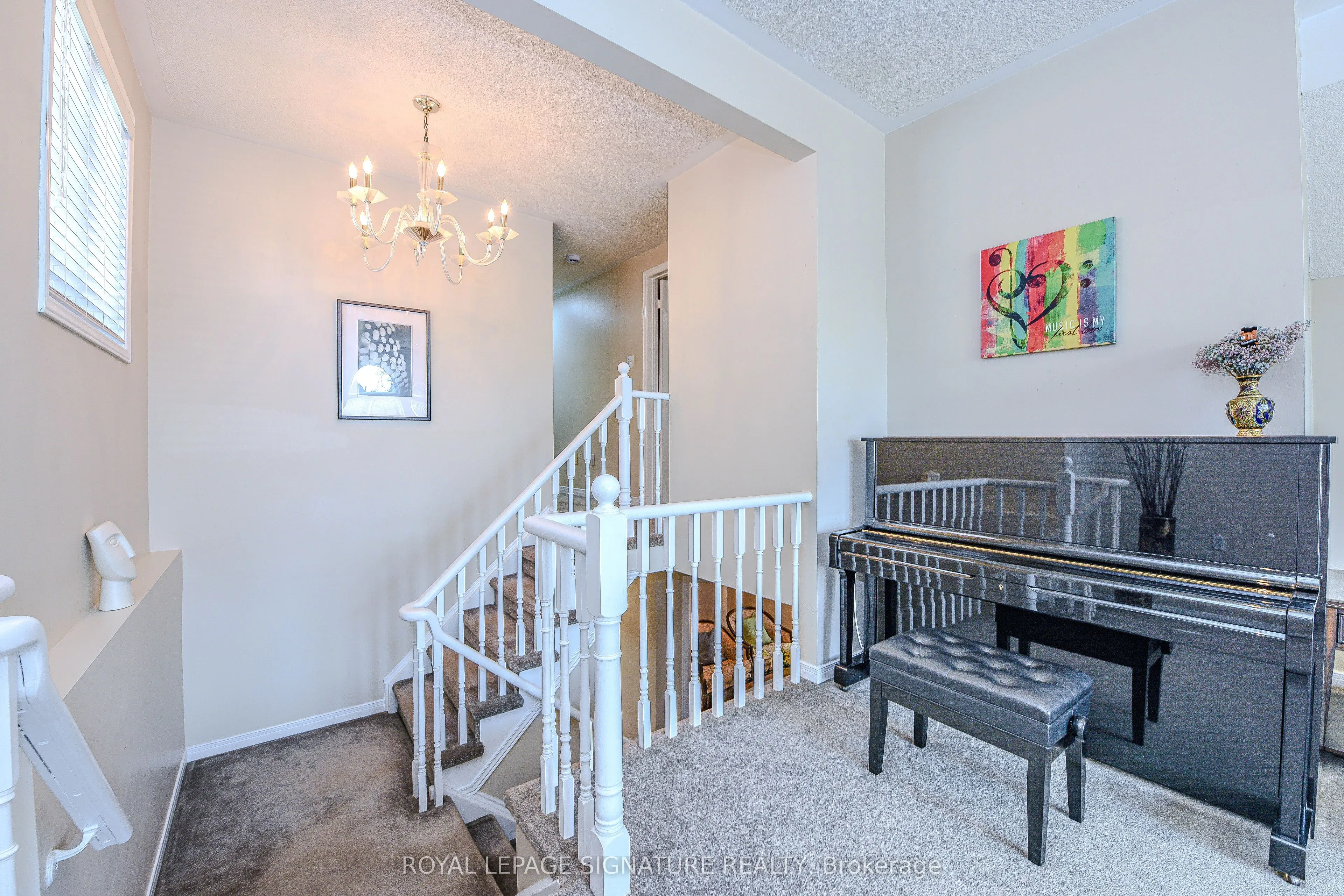 2547 Raglan Court