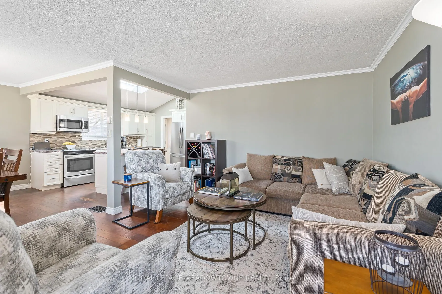 32 Joycelyn Crescent