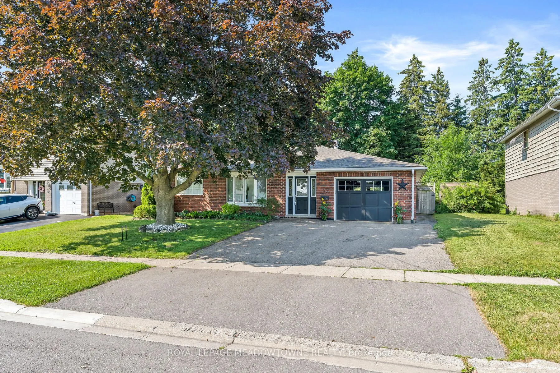 32 Joycelyn Crescent
