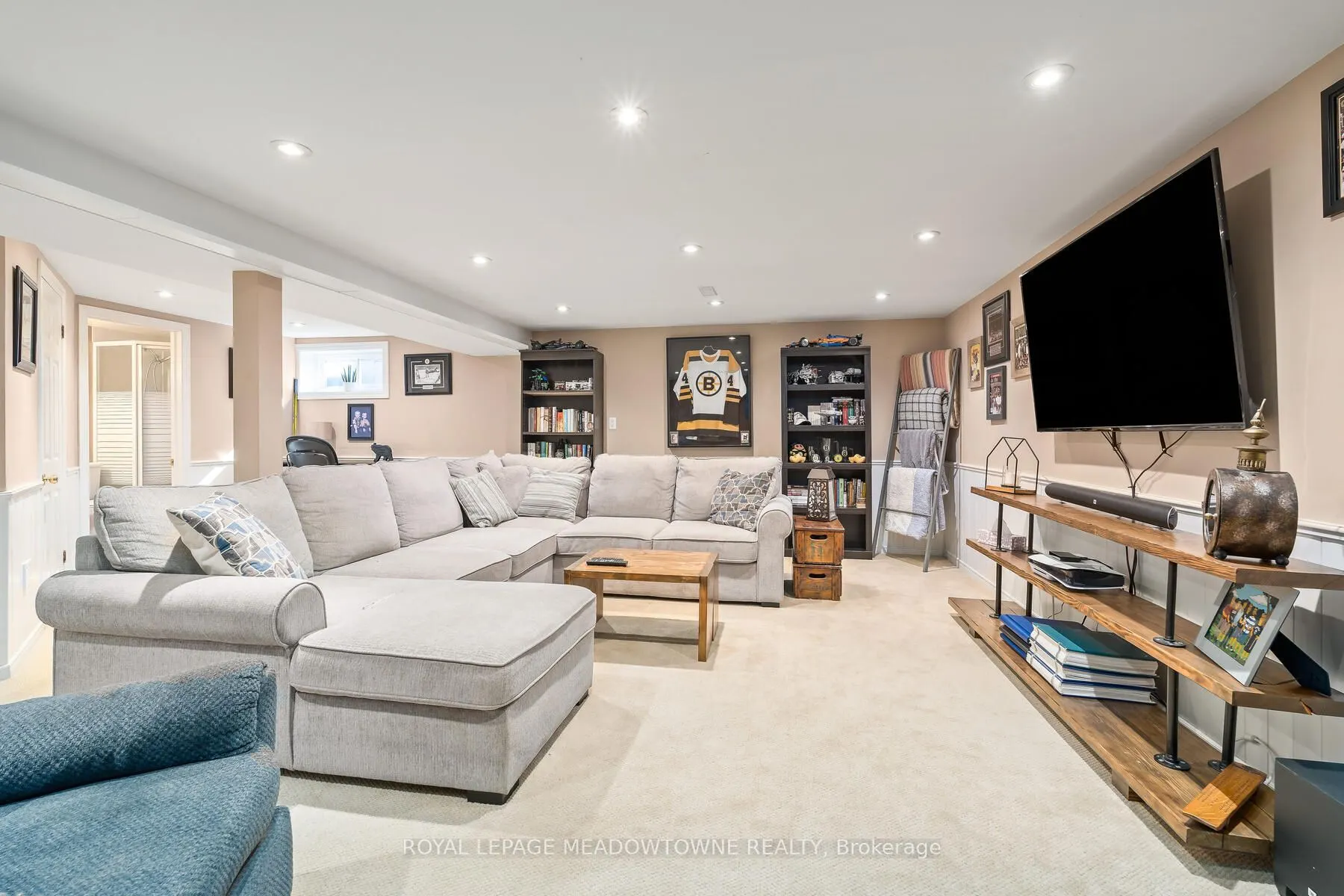 32 Joycelyn Crescent