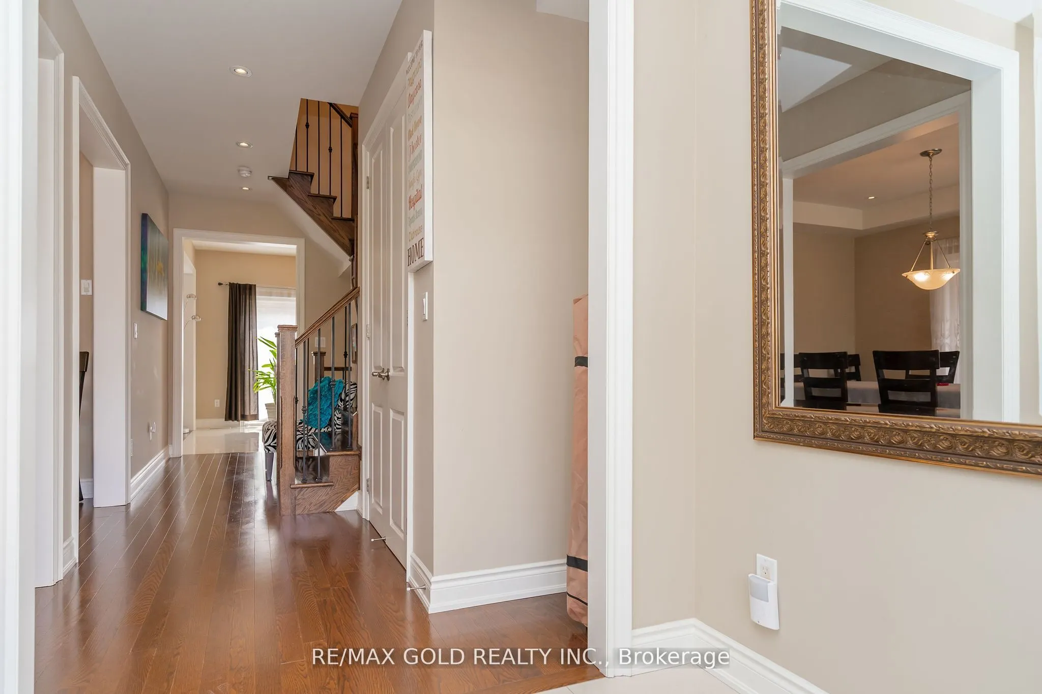 16 Palmvalley Drive
