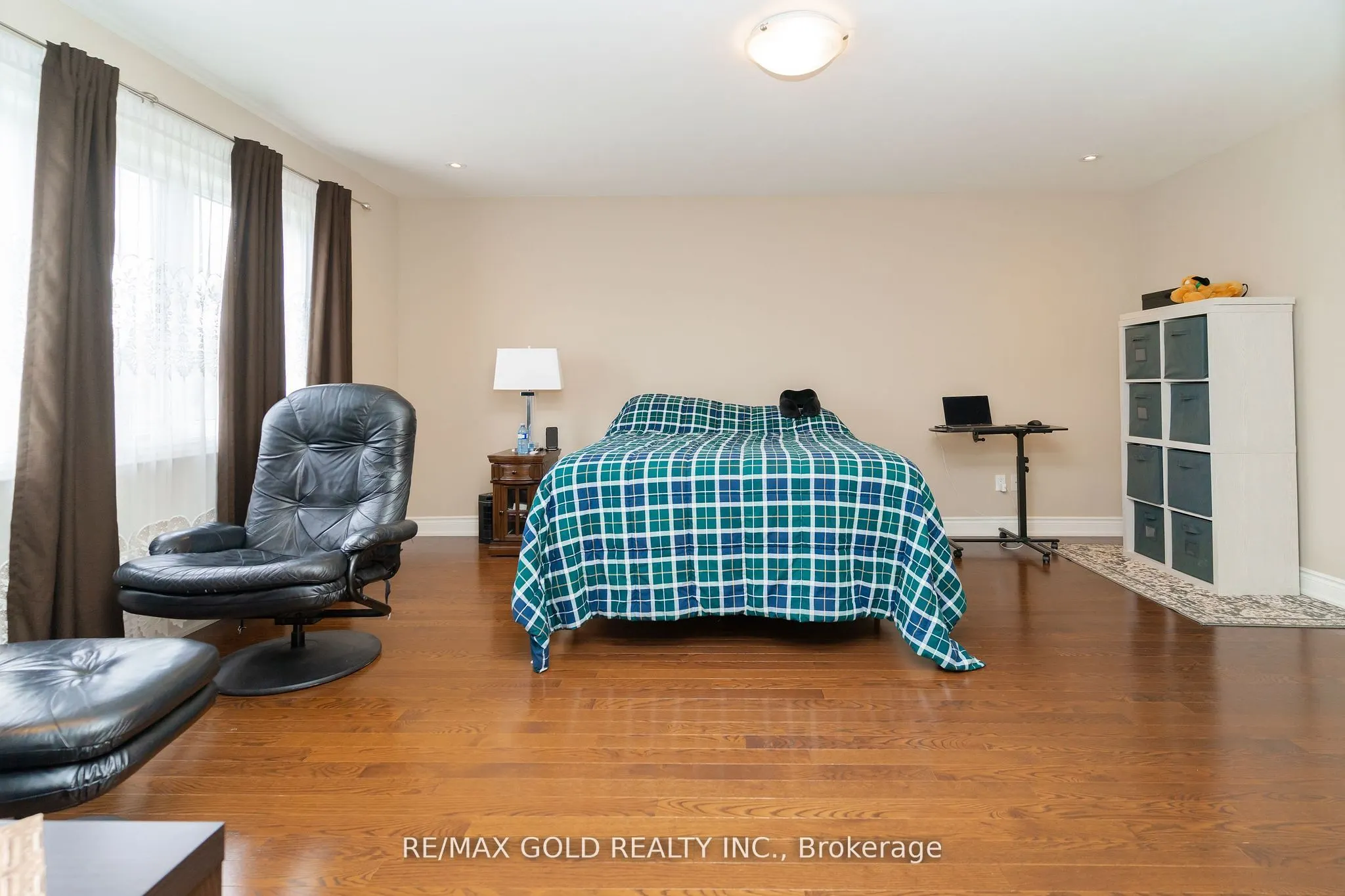 16 Palmvalley Drive