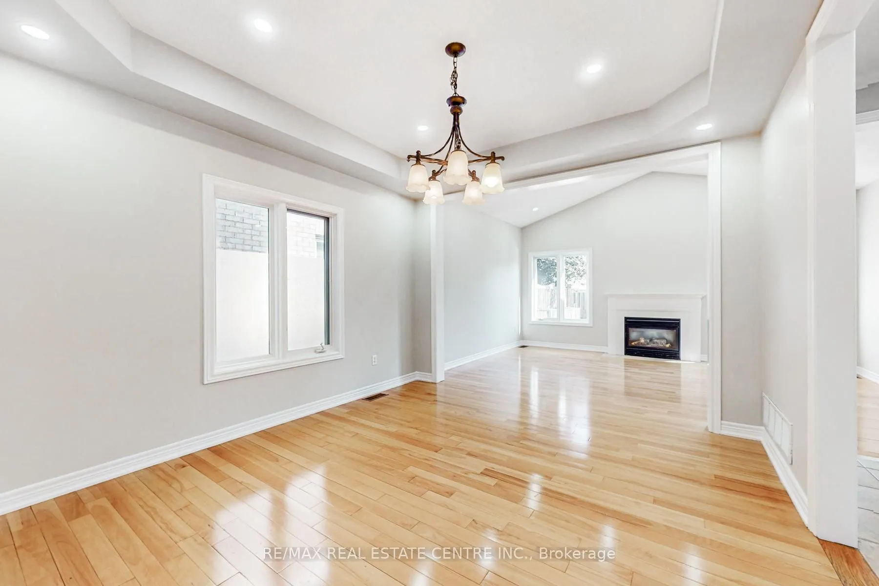 495 Willmott Crescent