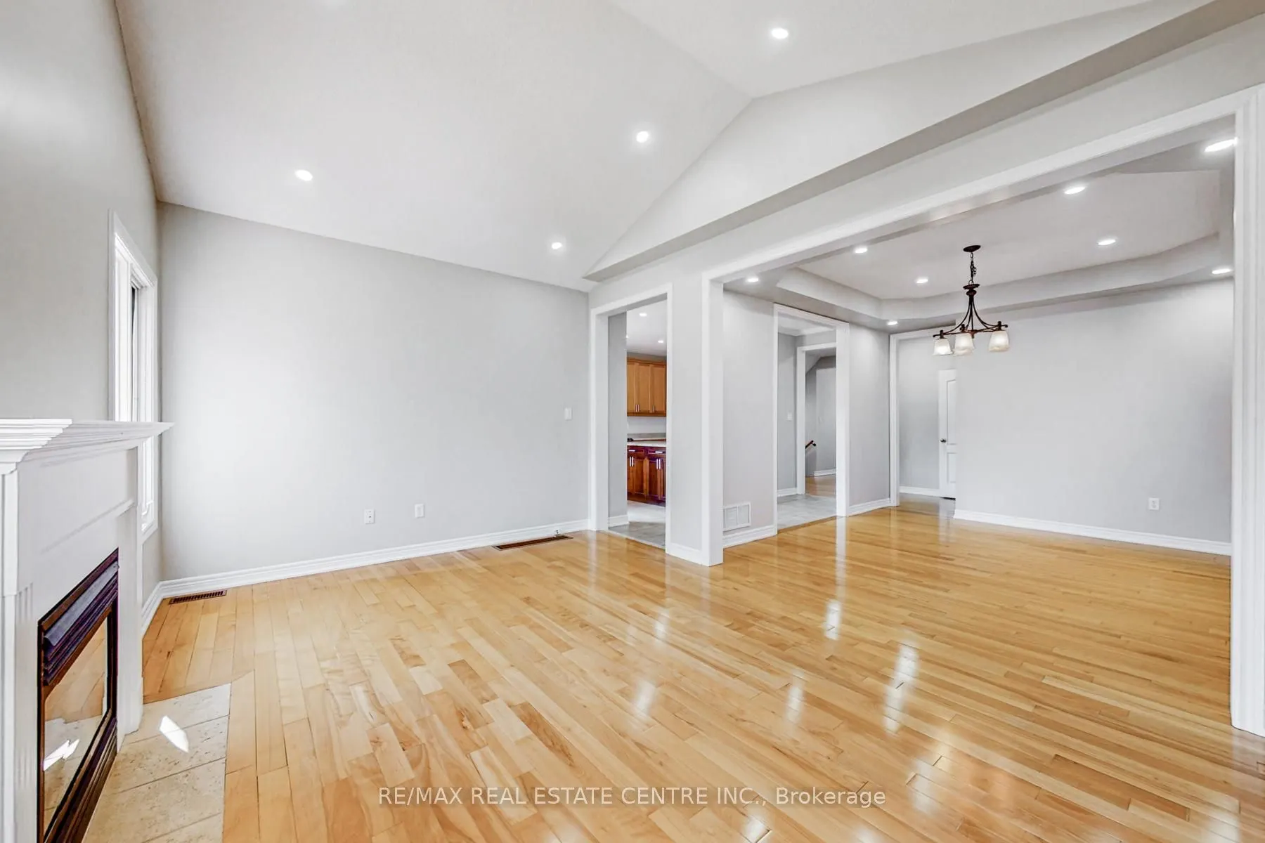 495 Willmott Crescent