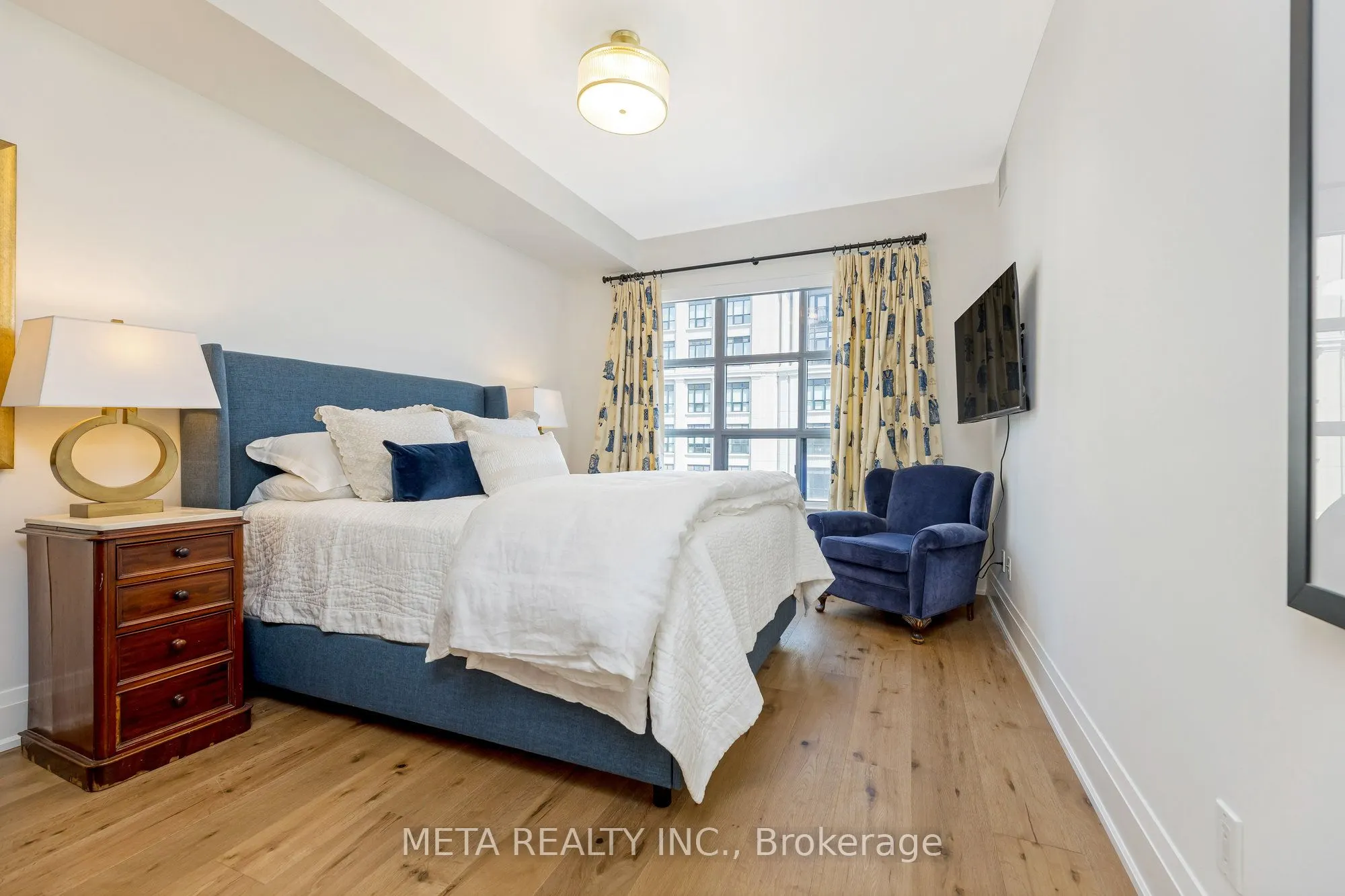 2855 Bloor Street W, #501
