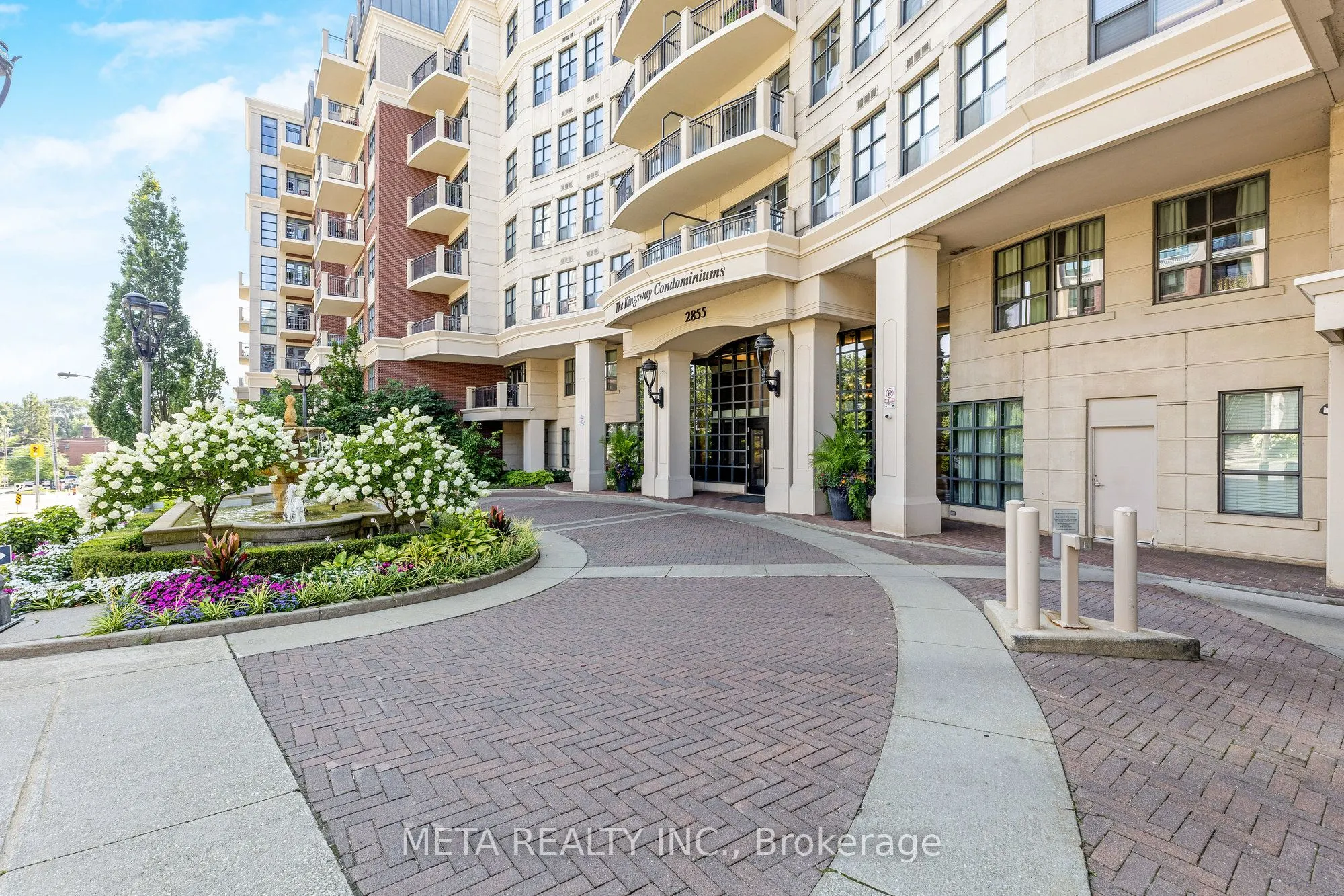 2855 Bloor Street W, #501