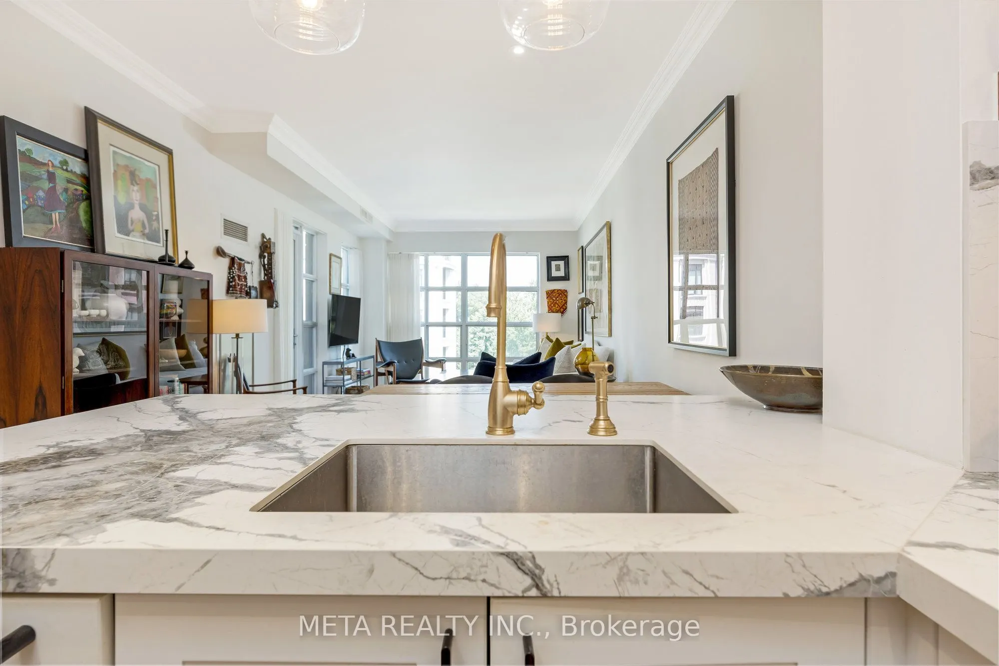 2855 Bloor Street W, #501