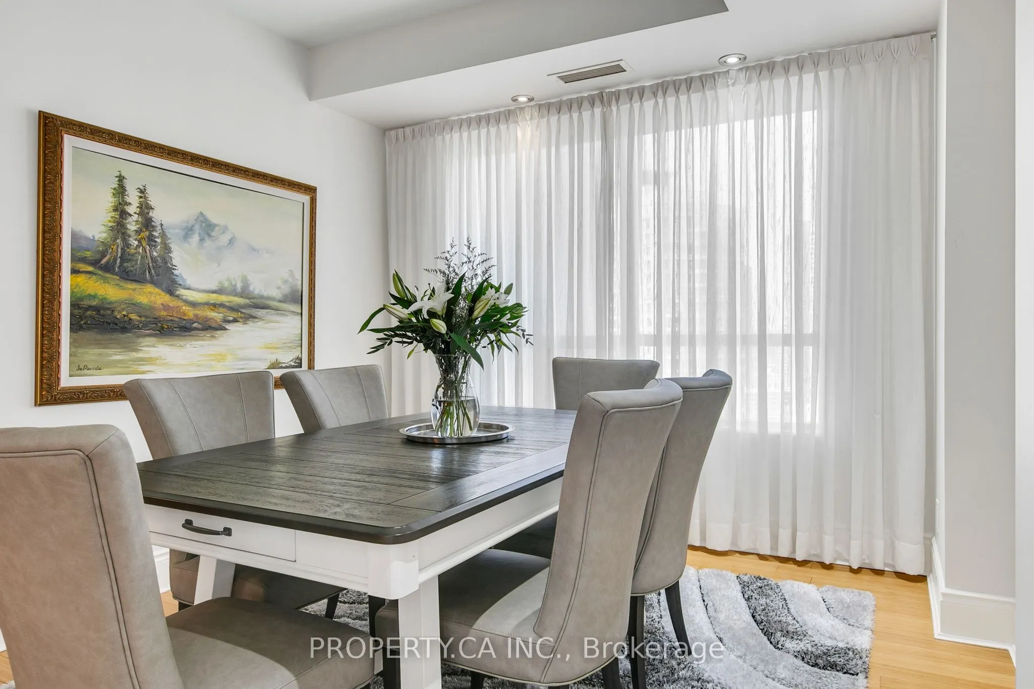 3880 Duke Of York Boulevard, #2804
