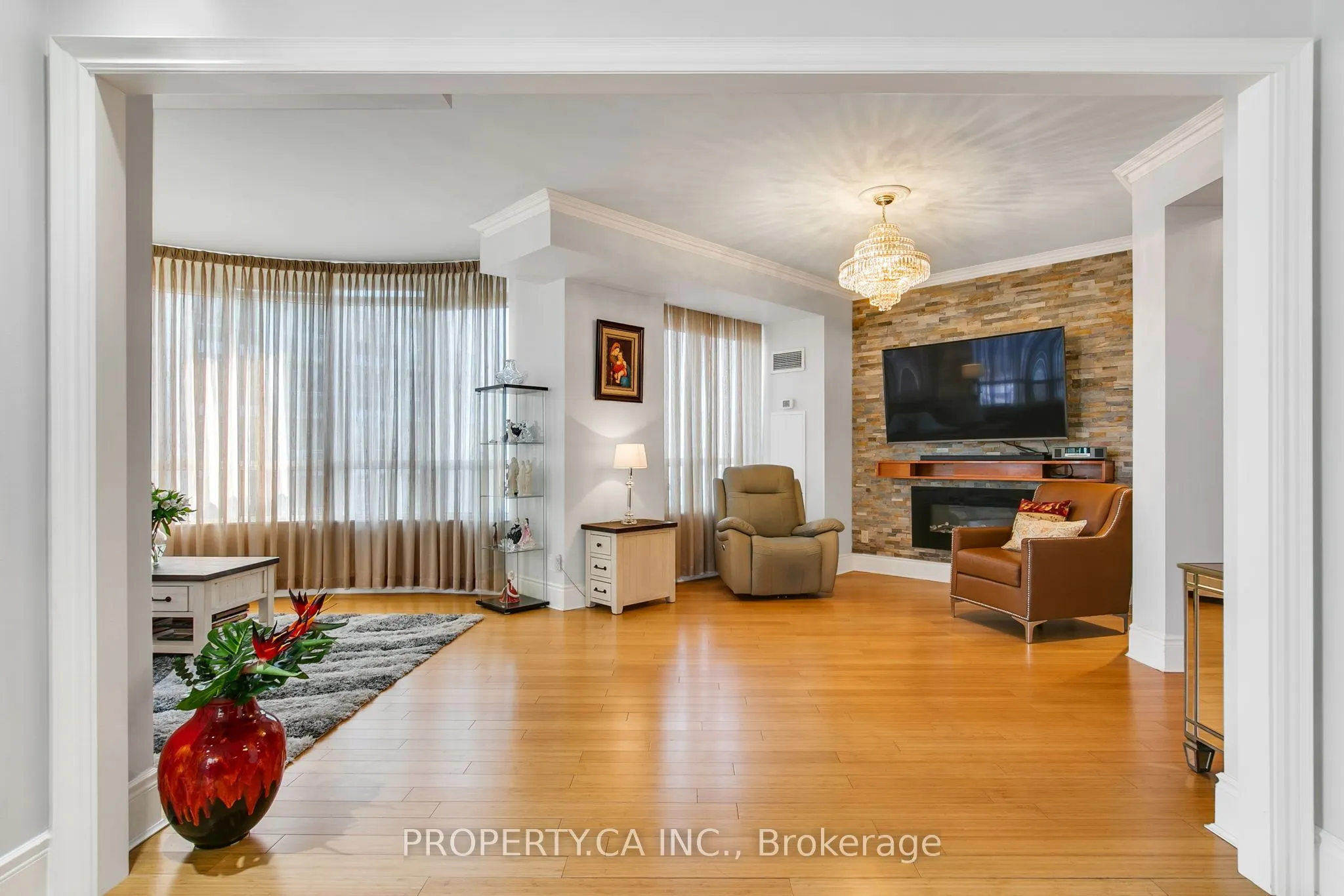3880 Duke Of York Boulevard, #2804
