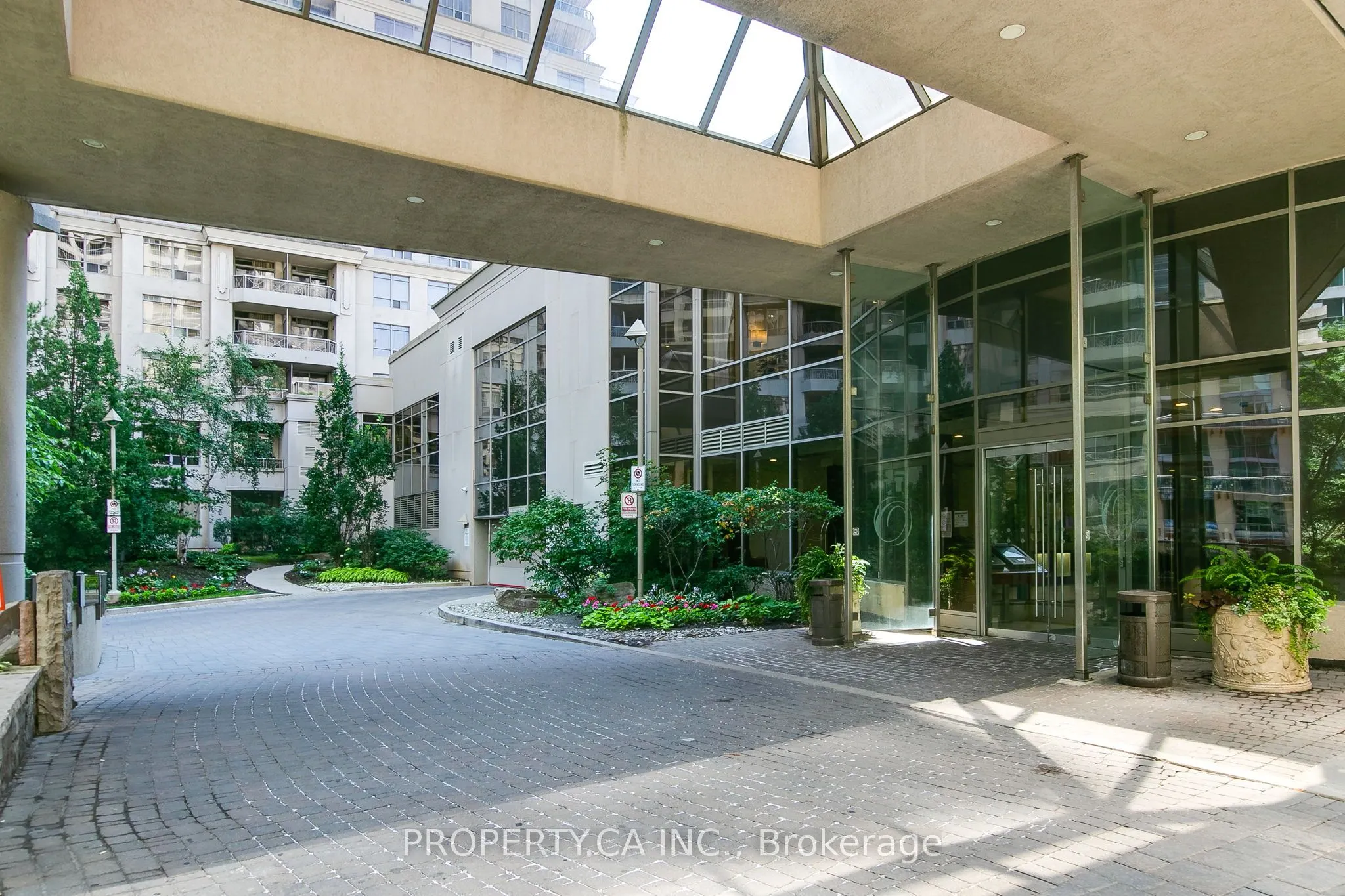 3880 Duke Of York Boulevard, #2804