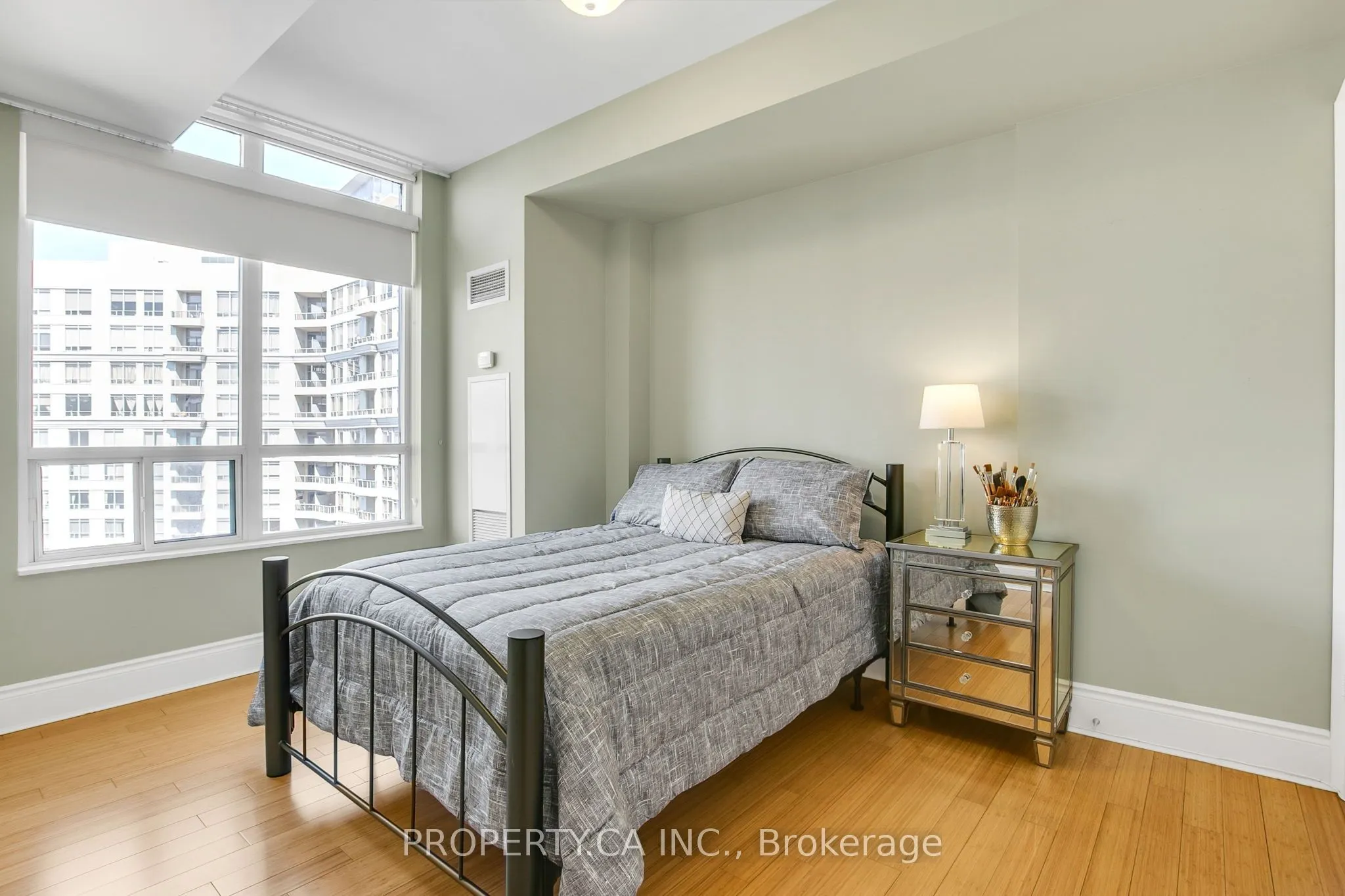 3880 Duke Of York Boulevard, #2804