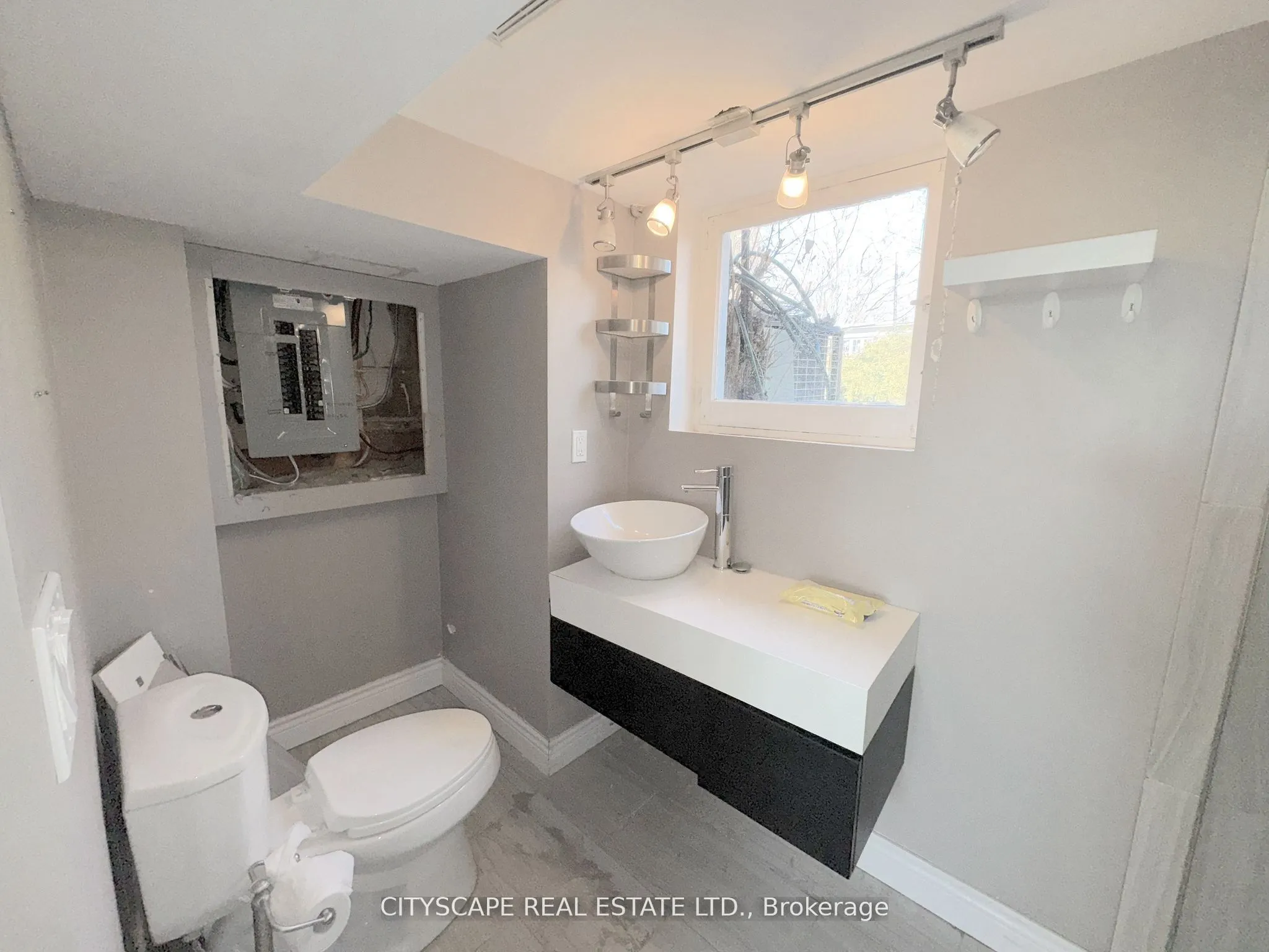 2231 Sidney Drive