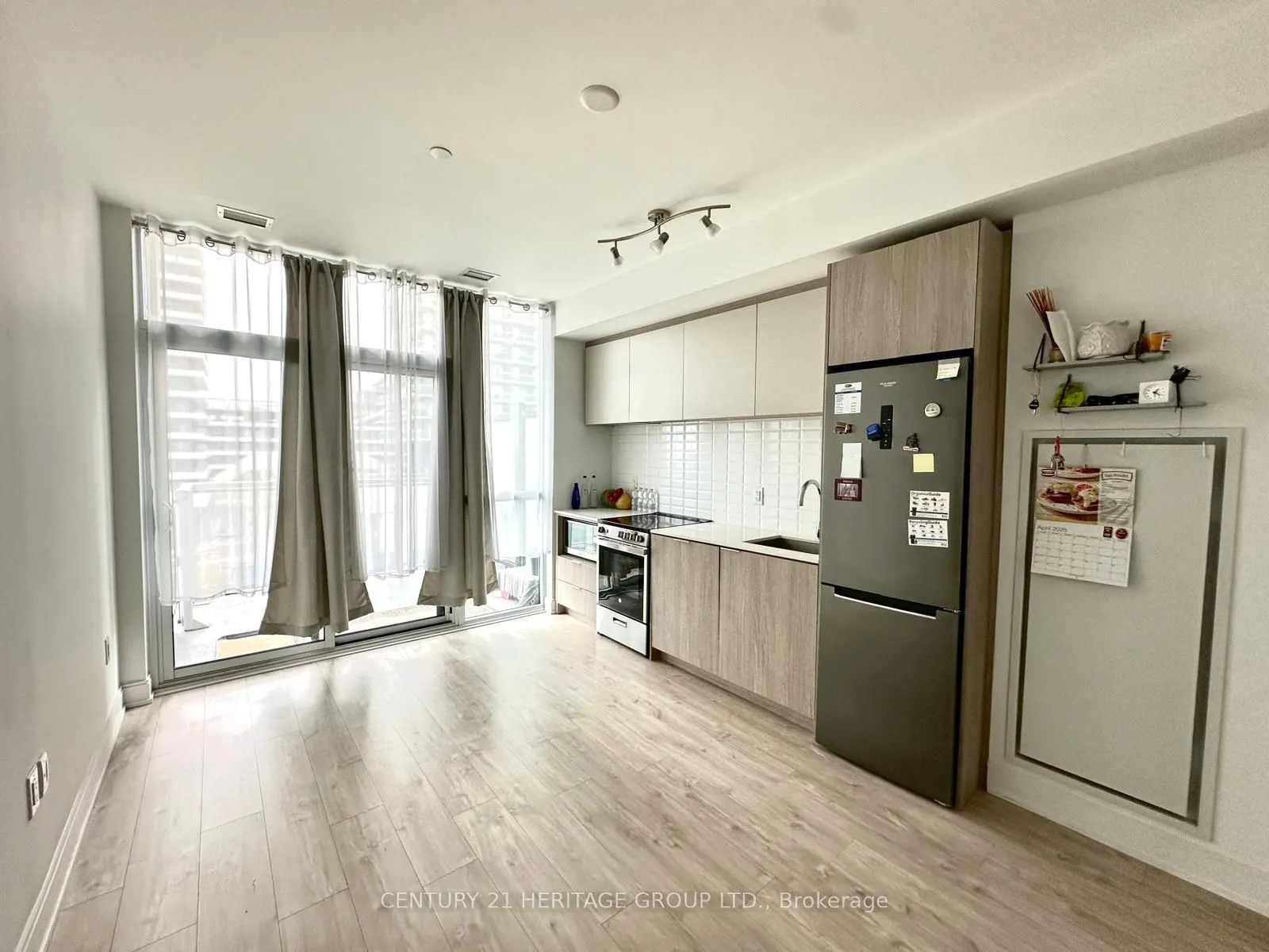 65 Annie Craig Drive, #402