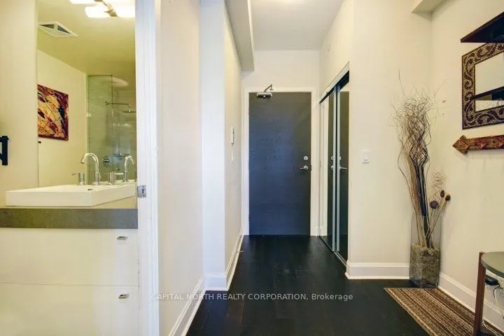 33 Shore Breeze Drive, #711