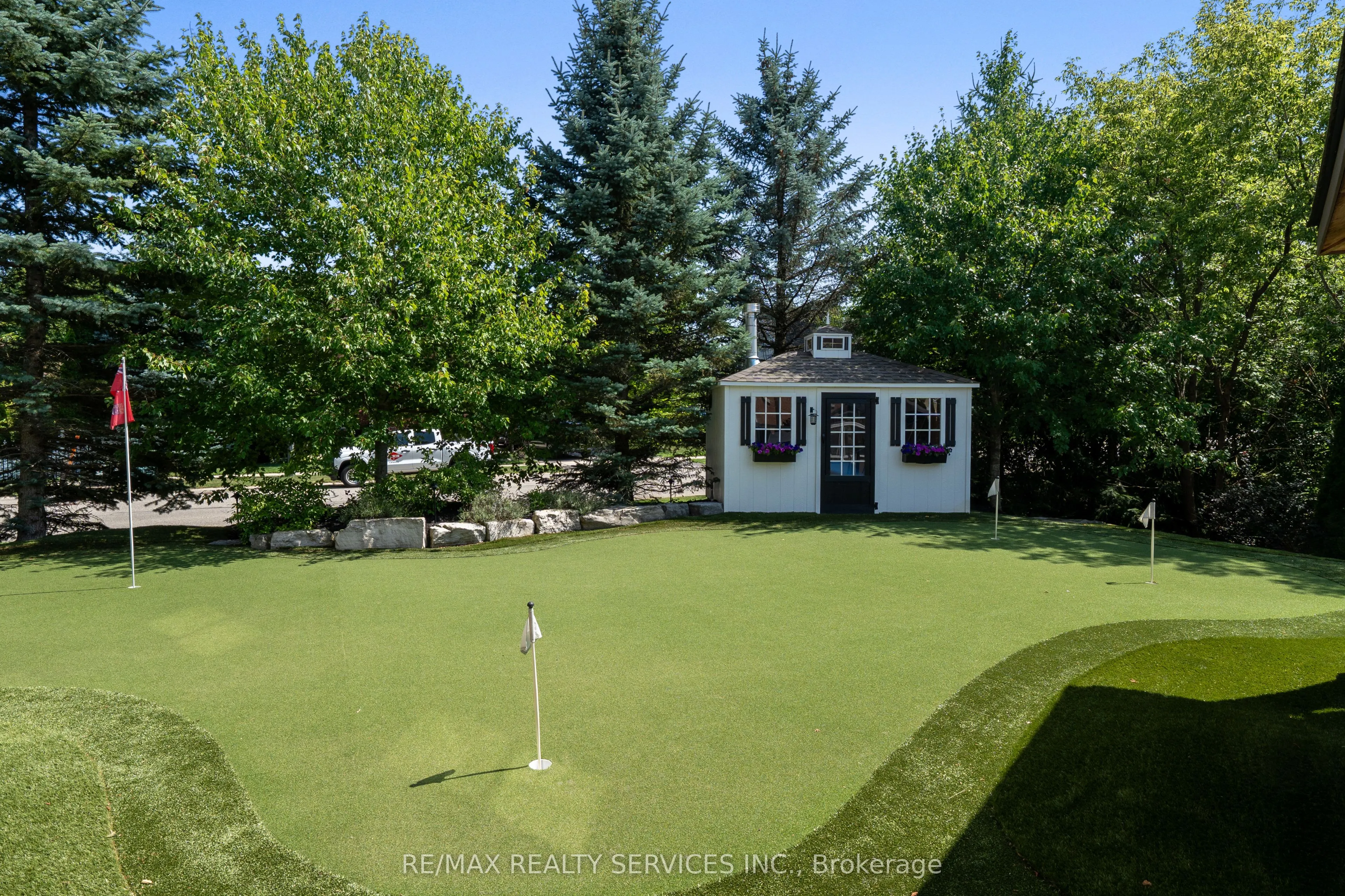 68 North Riverdale Drive