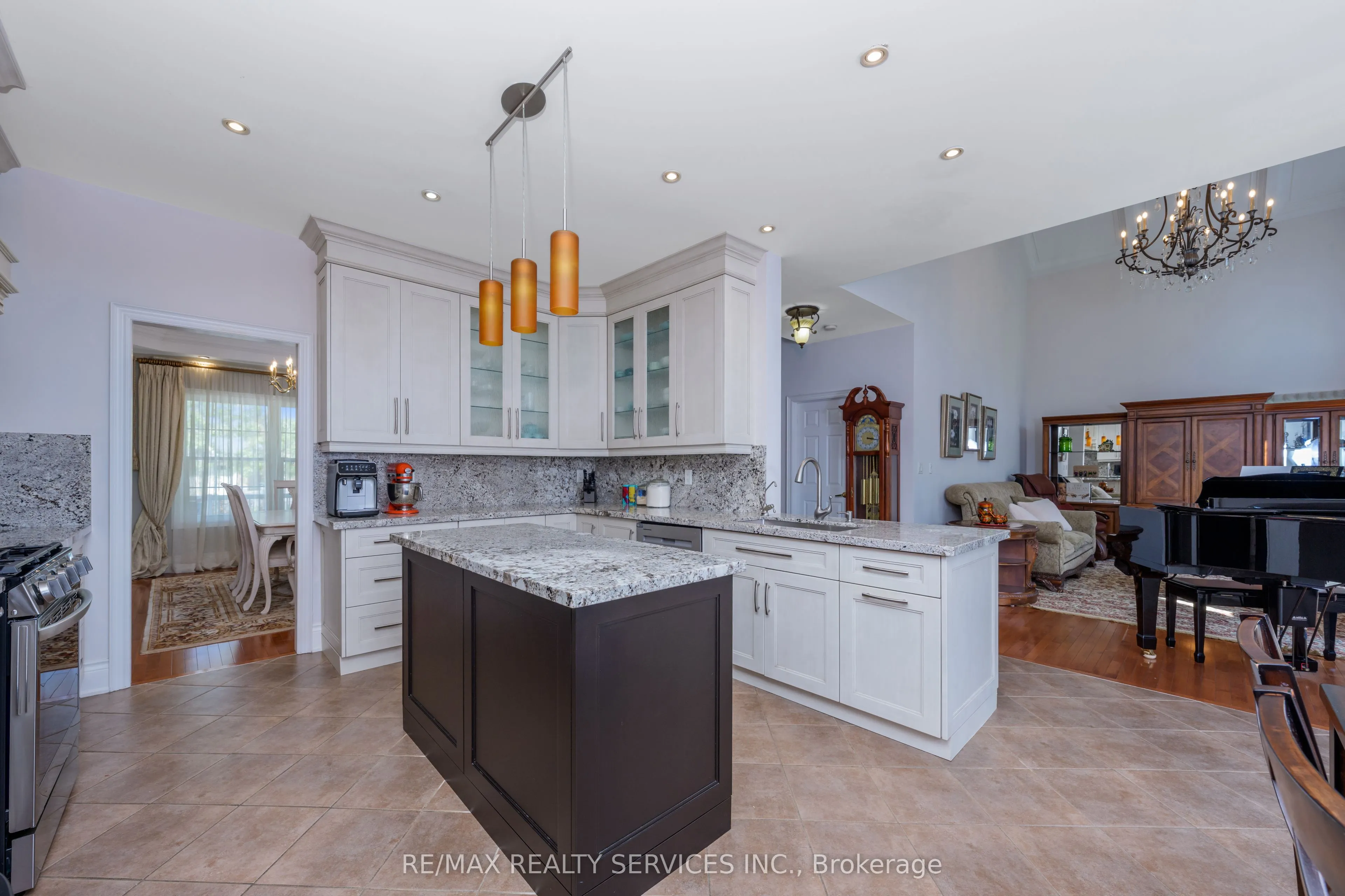 68 North Riverdale Drive