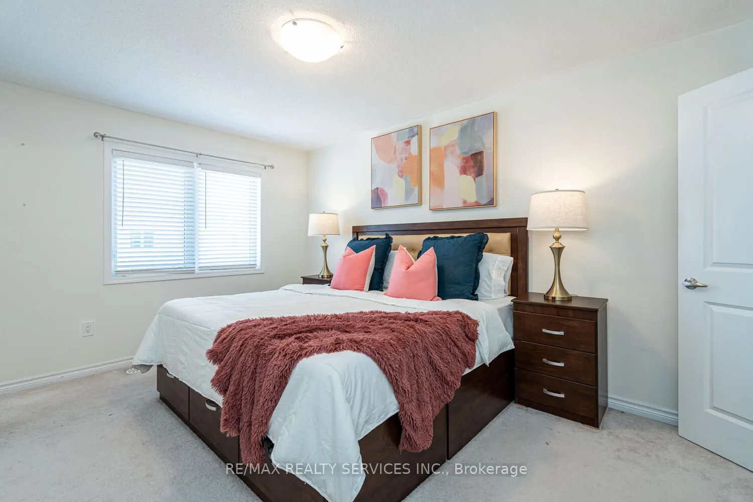 221 Remembrance Road E