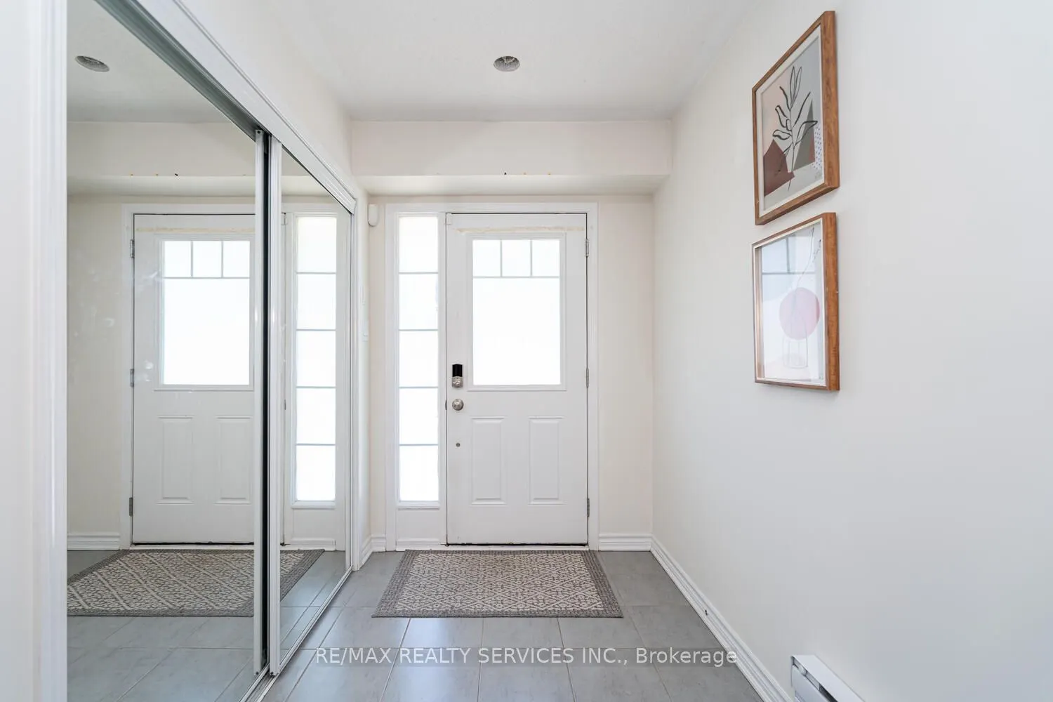 221 Remembrance Road E