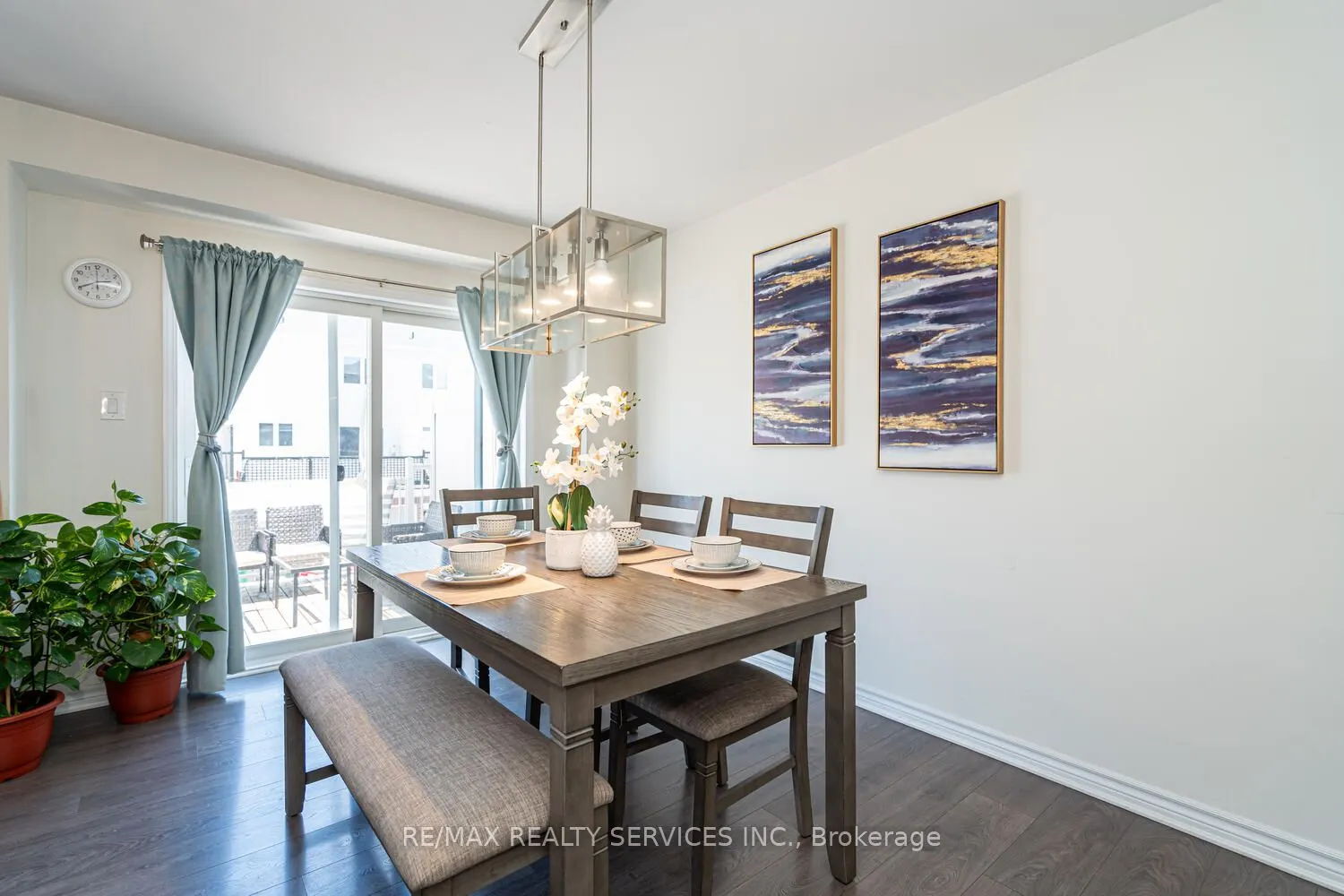 221 Remembrance Road E