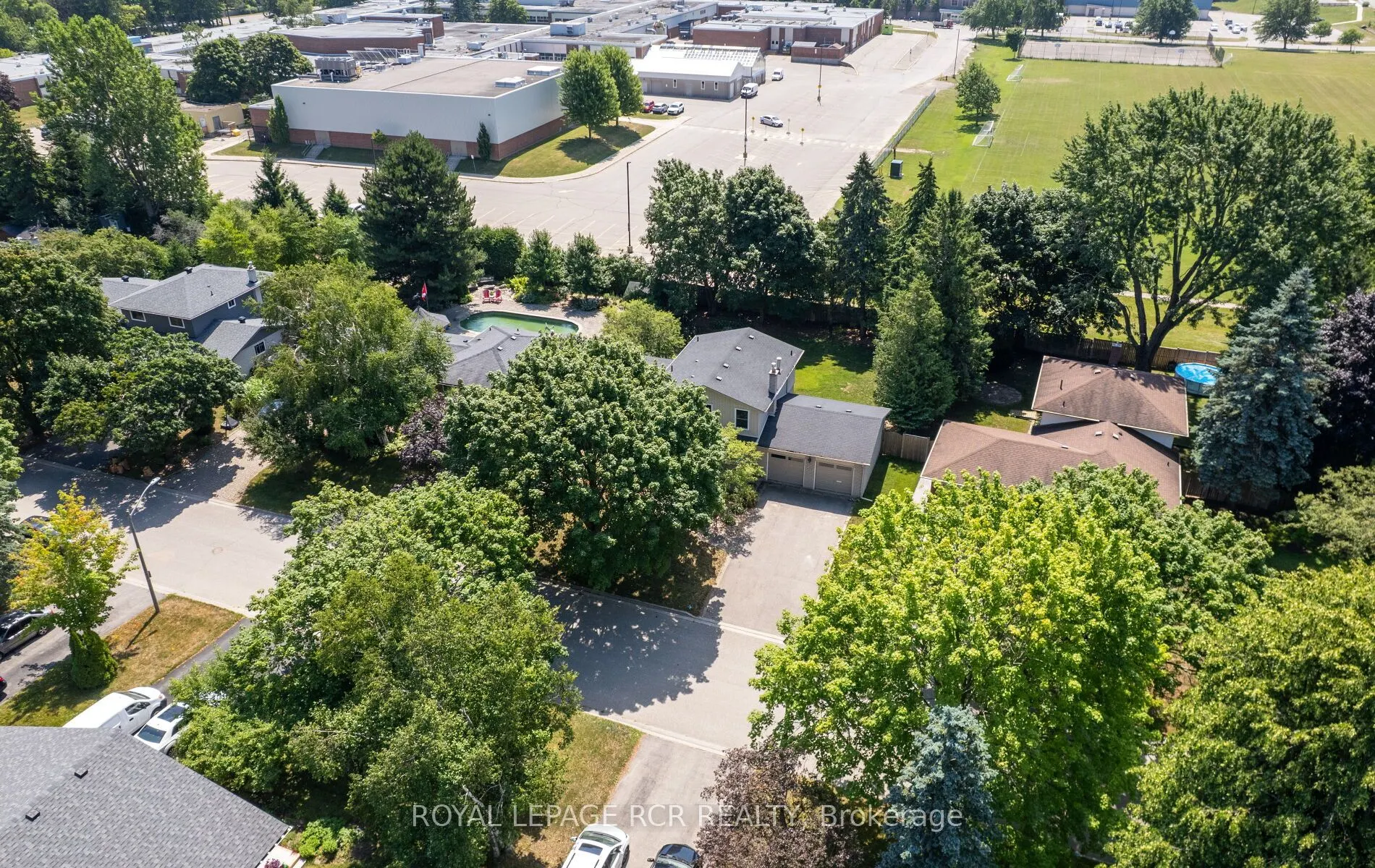 40 Glenforest Road