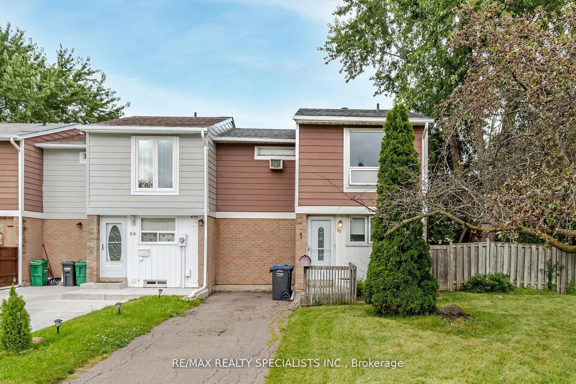 30 Hardcastle Court