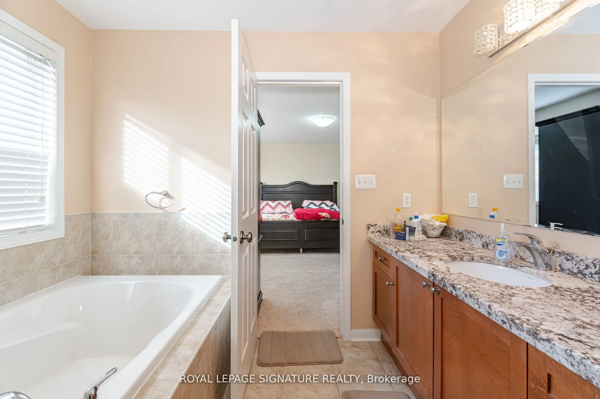 21 Alboreto Way