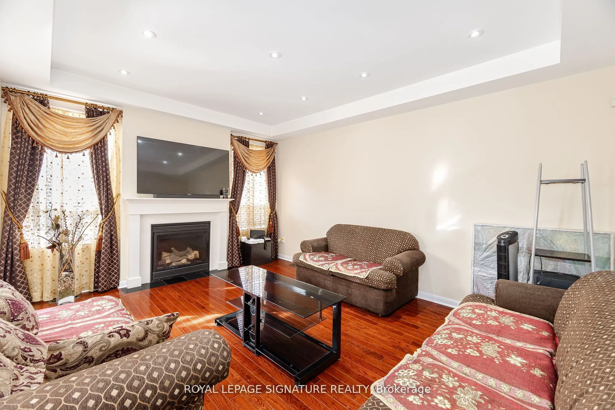 21 Alboreto Way